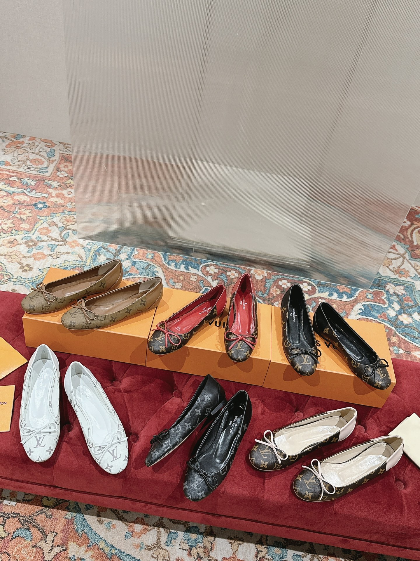 [TOP] Louis Vuitton LV Urban Twist Flats - 6 Colours