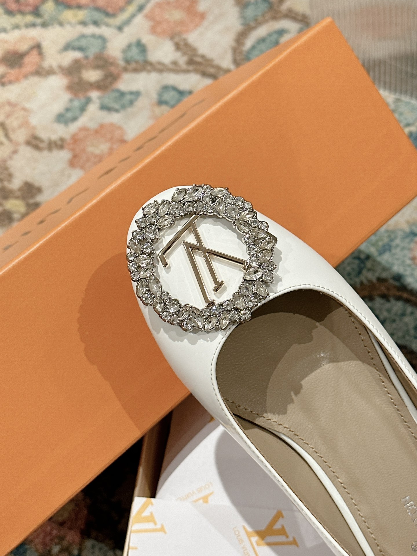 [TOP] Louis Vuitton LV Urban Twist Flats - 5 Colour