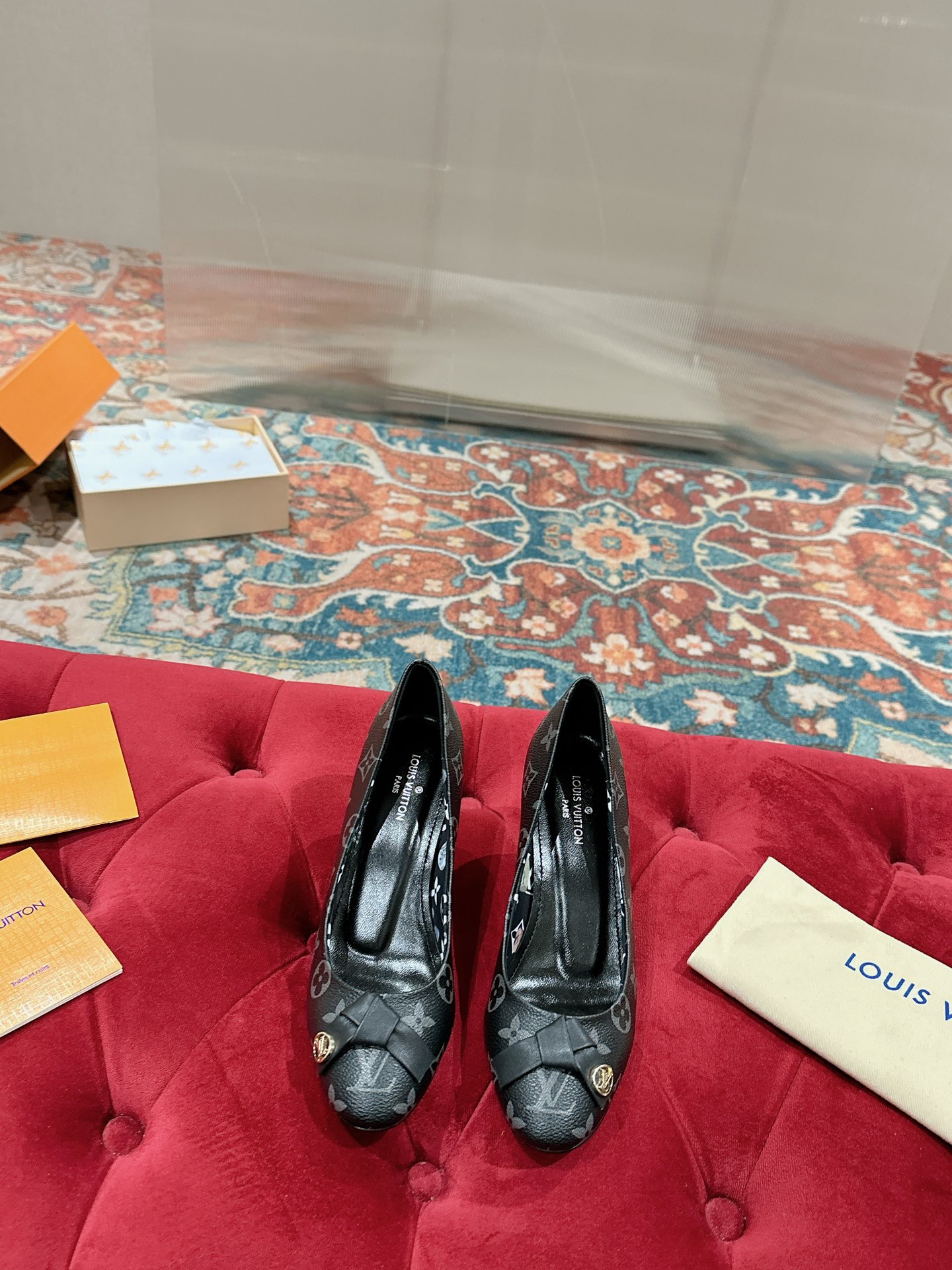 [TOP] Louis Vuitton LV Urban Twist Pumps - 4 Color