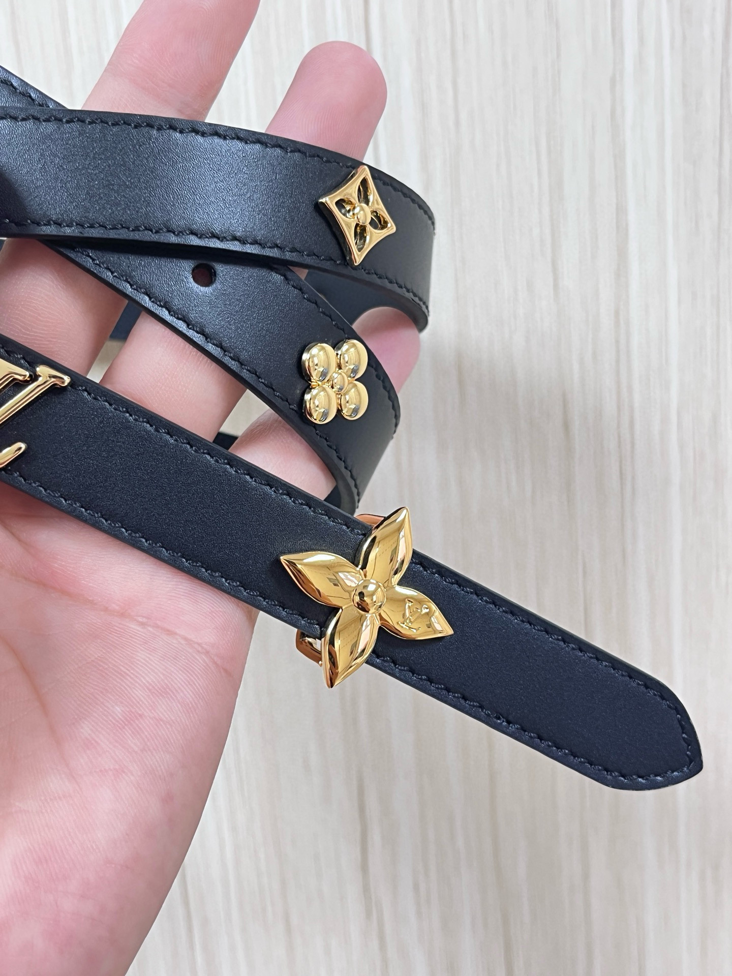 [TOP] Louis Vuitton LV Monogram Belt  2.5CM - Black
