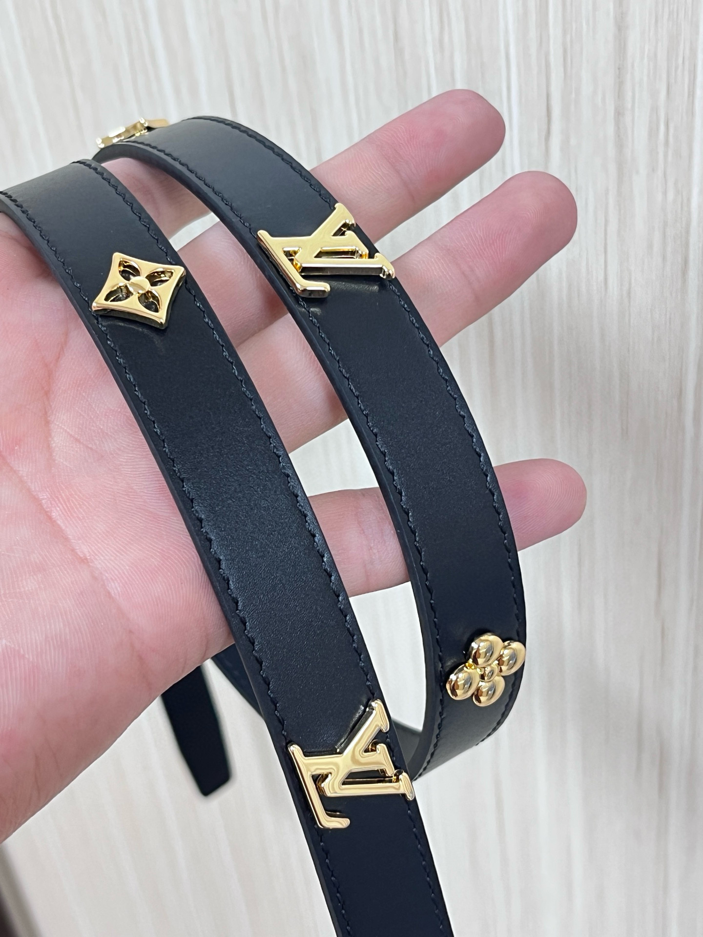 [TOP] Louis Vuitton LV Monogram Belt  2.5CM - Black