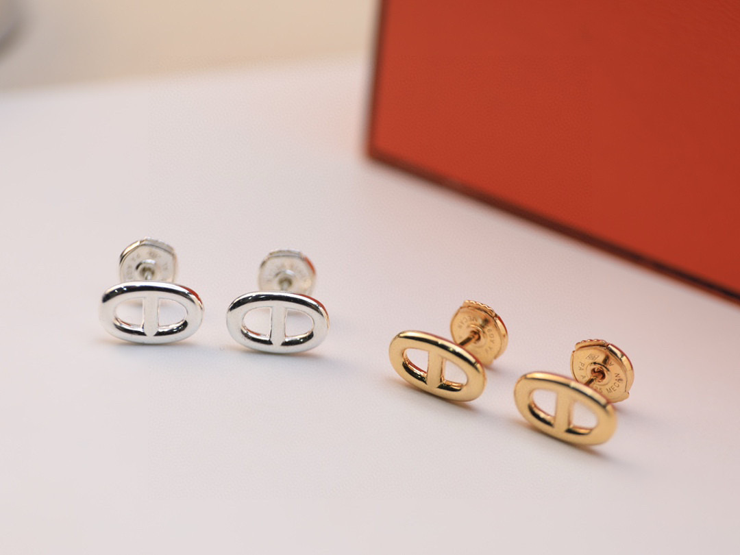 [TOP] HERMES Mini Pig Nose Earrings - 2 Colors