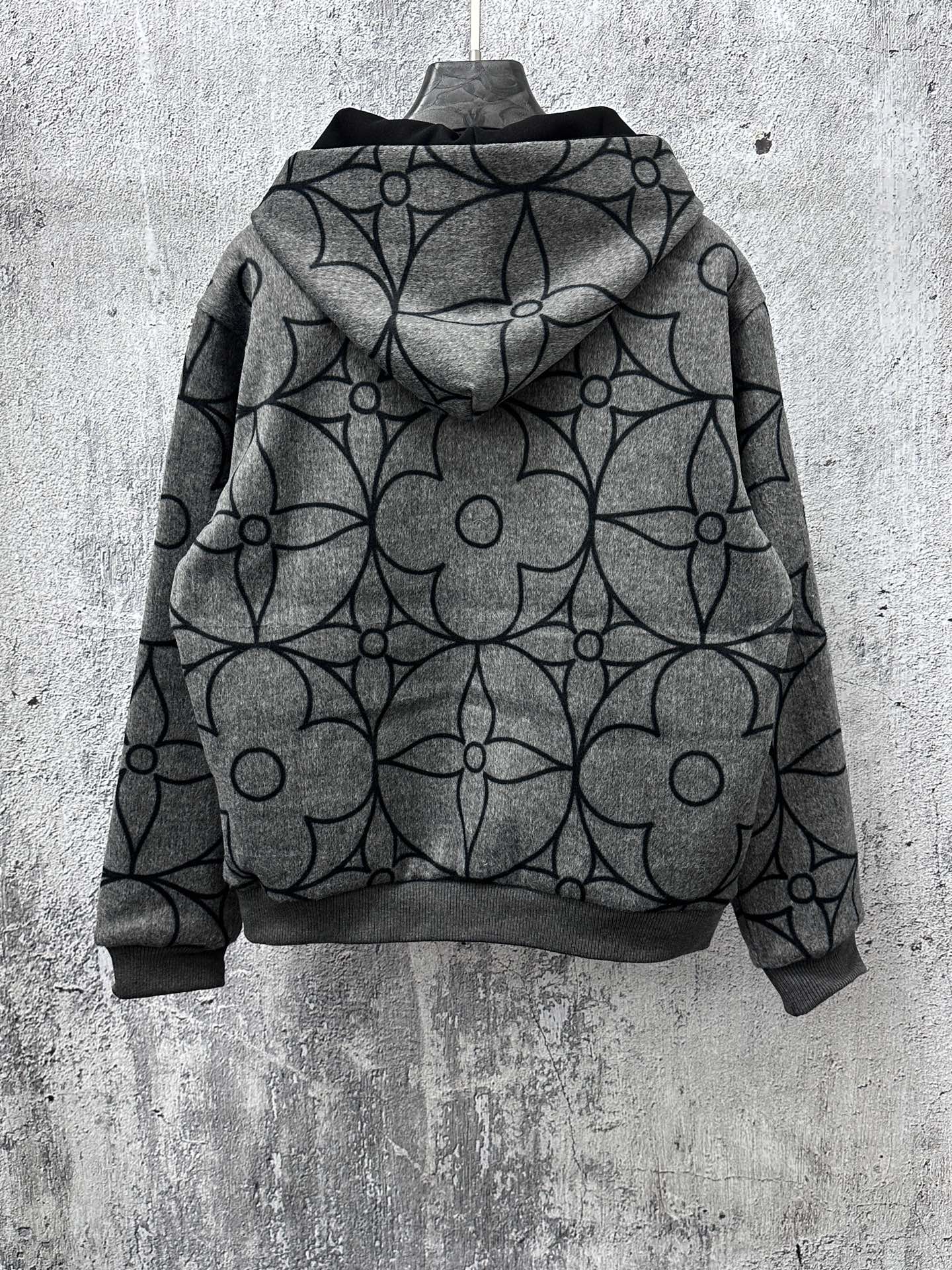 [TOP] Louis Vuitton LV Men's/Women's Reversible Wool Jacquard Jacket - Black