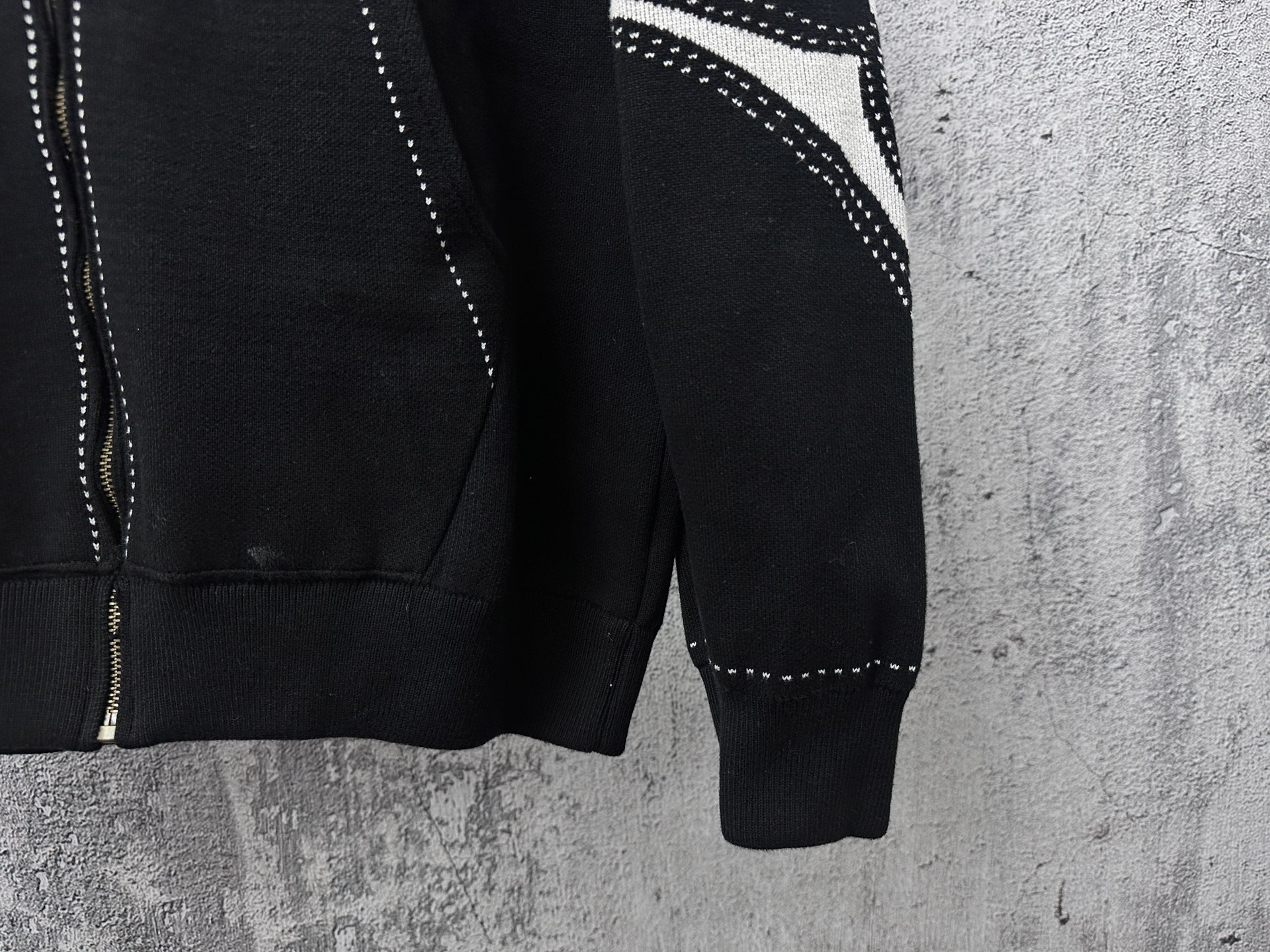 [TOP] Louis Vuitton LV Men's/Women's Jacket - Black