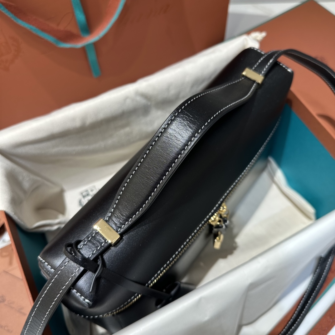 [TOP] Loro Piana Extra Bag L27  27×10×16cm - Black