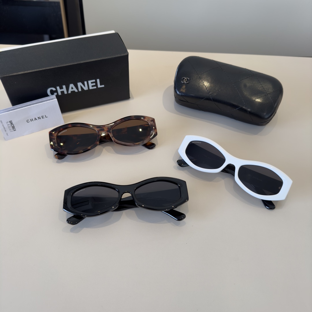 [TOP] CHANEL Sunglasses - 3 Colors