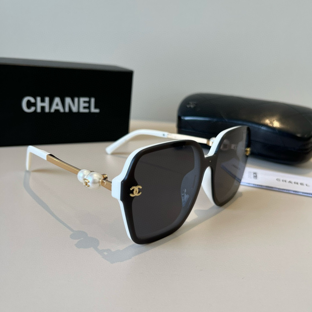 [TOP] CHANEL Sunglasses - 3 Colors