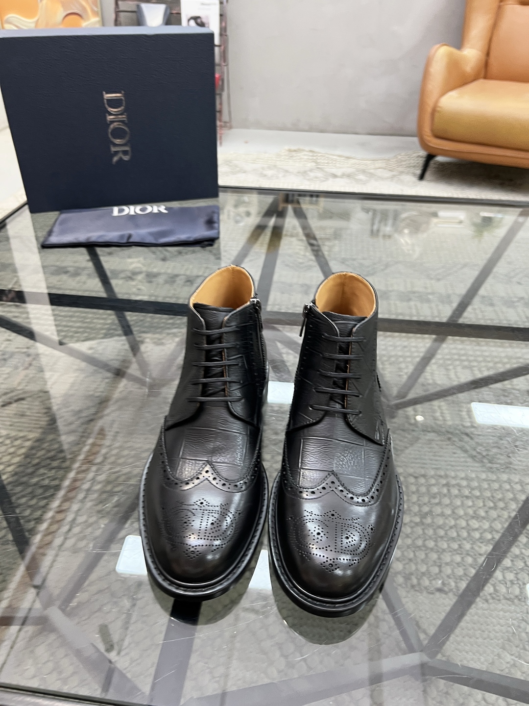 [TOP] Christian Dior Men's Short Boots Calfskin - Black