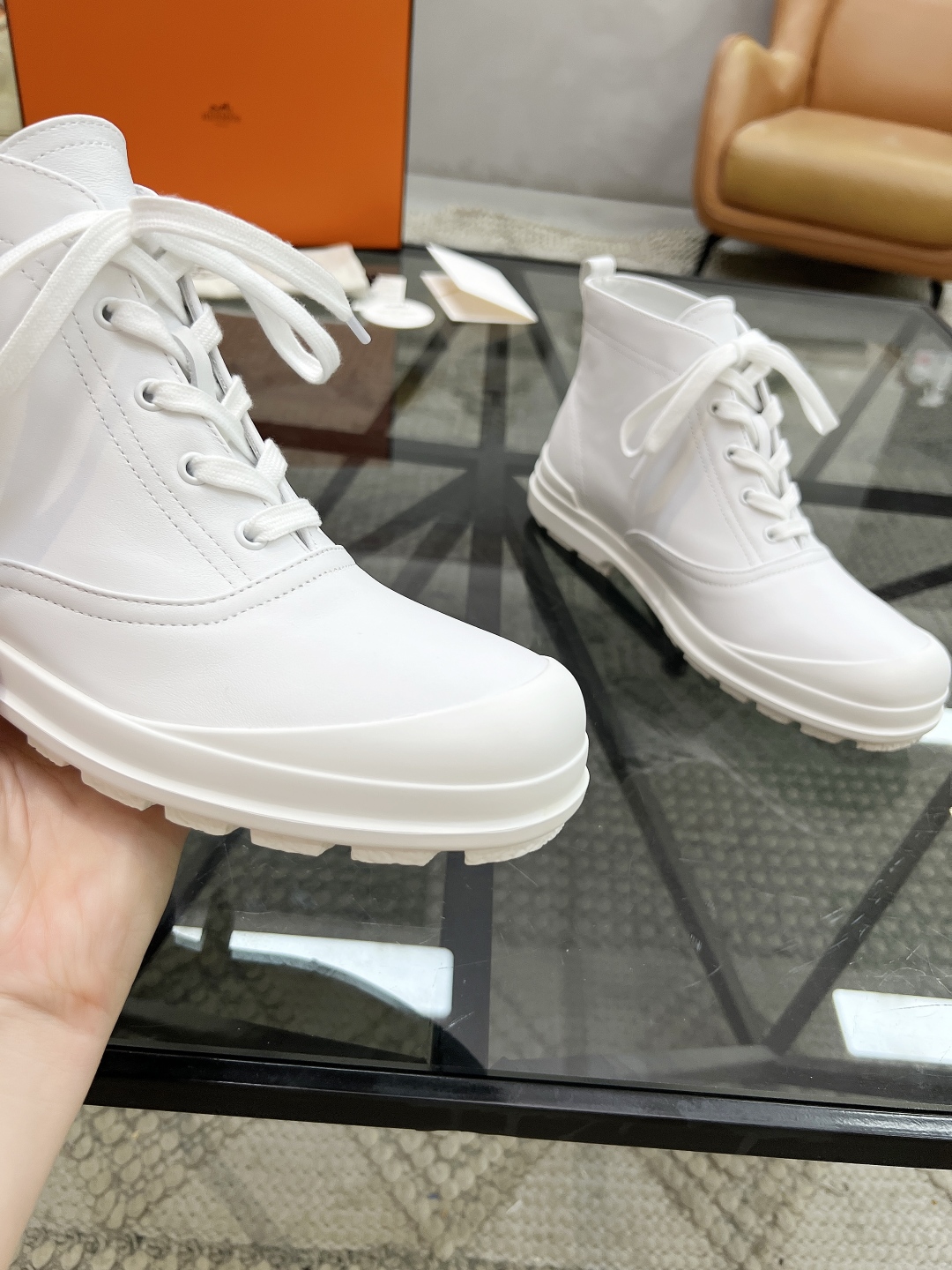 [TOP] HERMES Men's Short Boots Calfskin - White