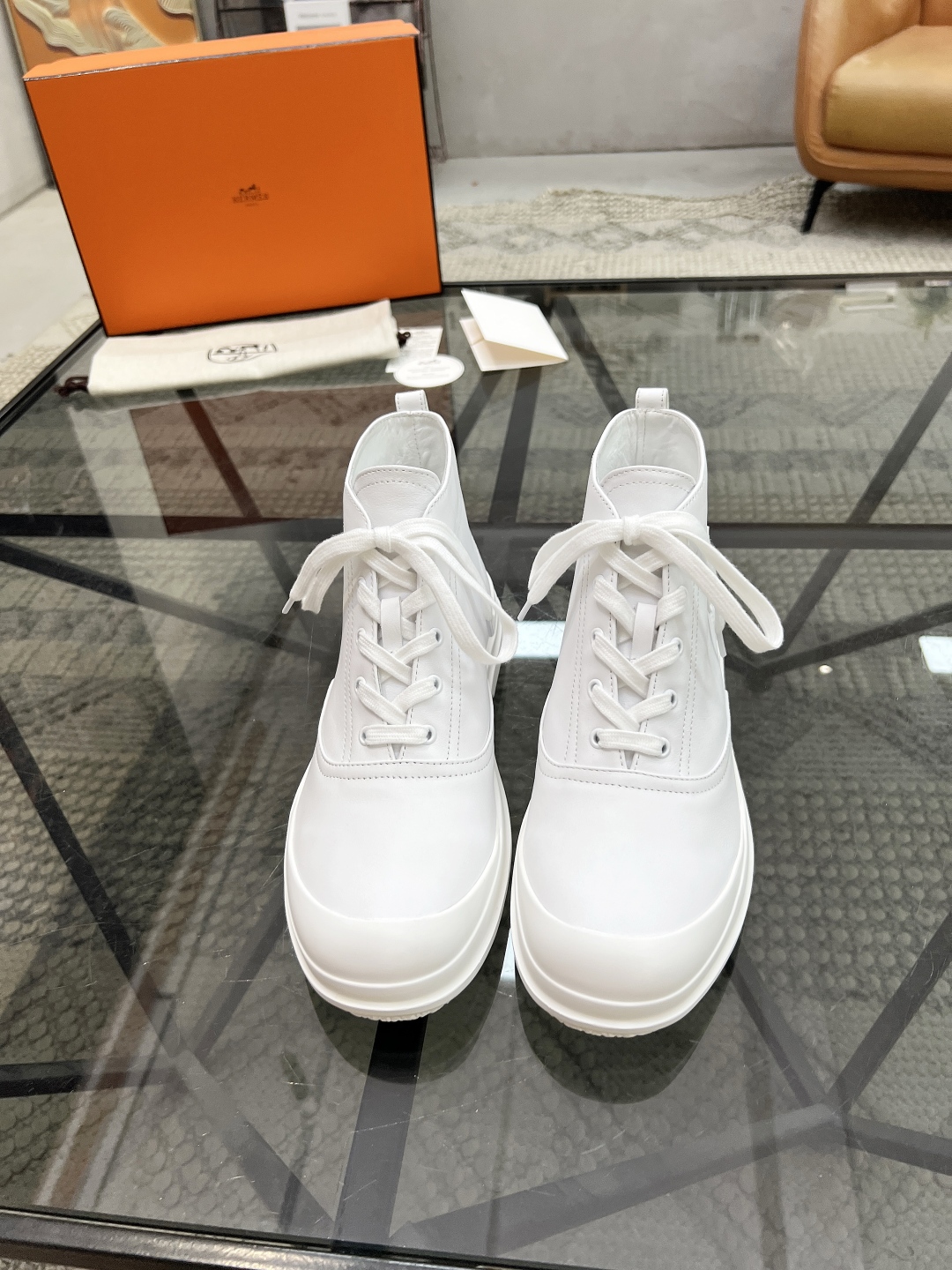 [TOP] HERMES Men's Short Boots Calfskin - White