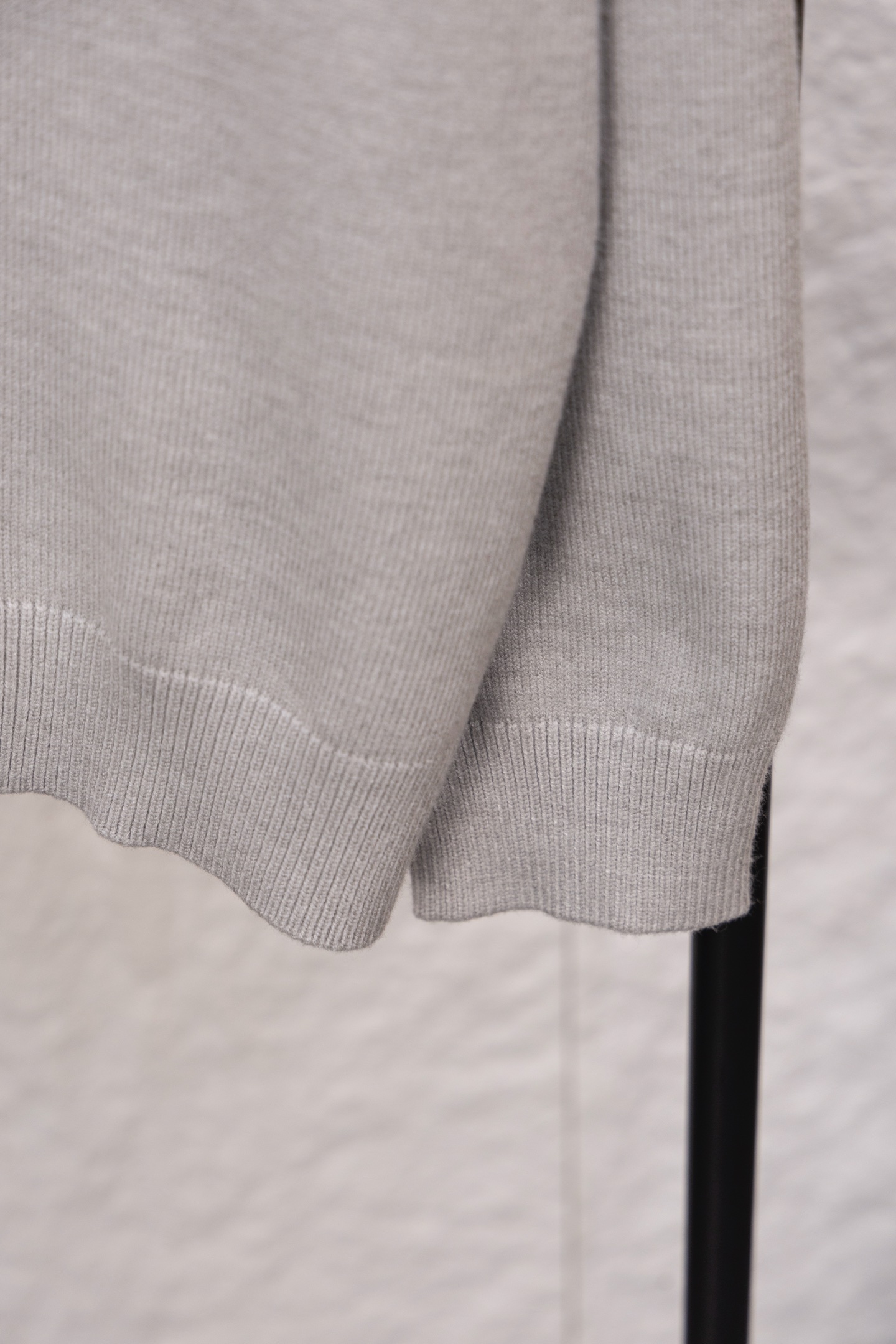 [TOP] LOEWE Knitted Cardigan -  Gray