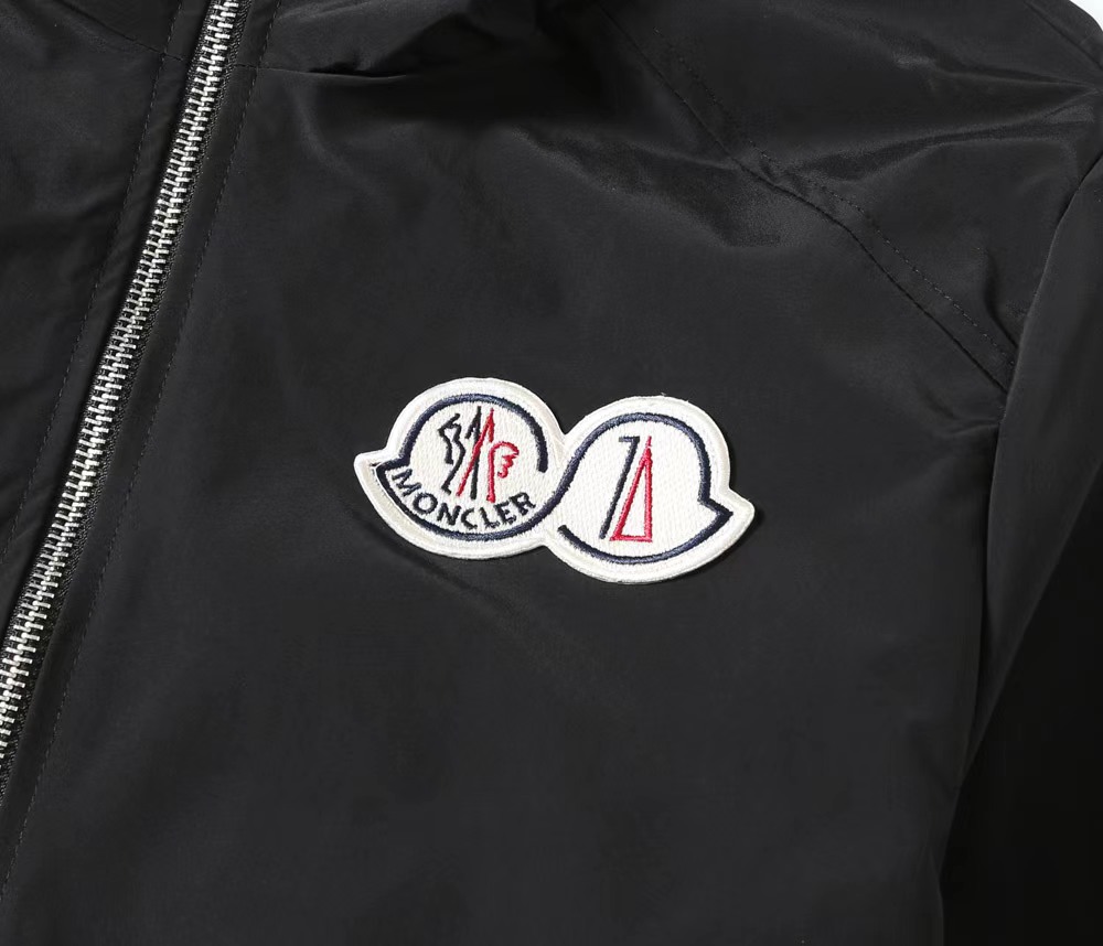 [TOP] Moncler Men's Jacket - Black