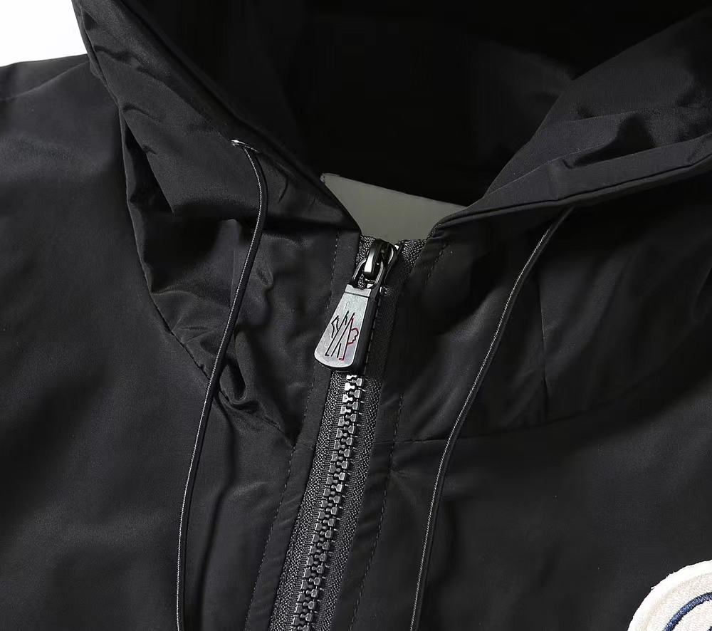 [TOP] Moncler Men's Jacket - Black