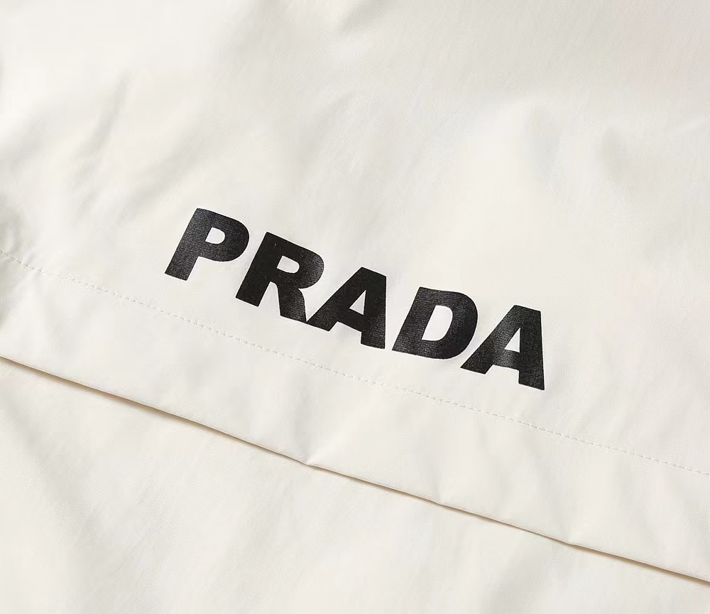 [TOP] PRADA Men's Jacket - White