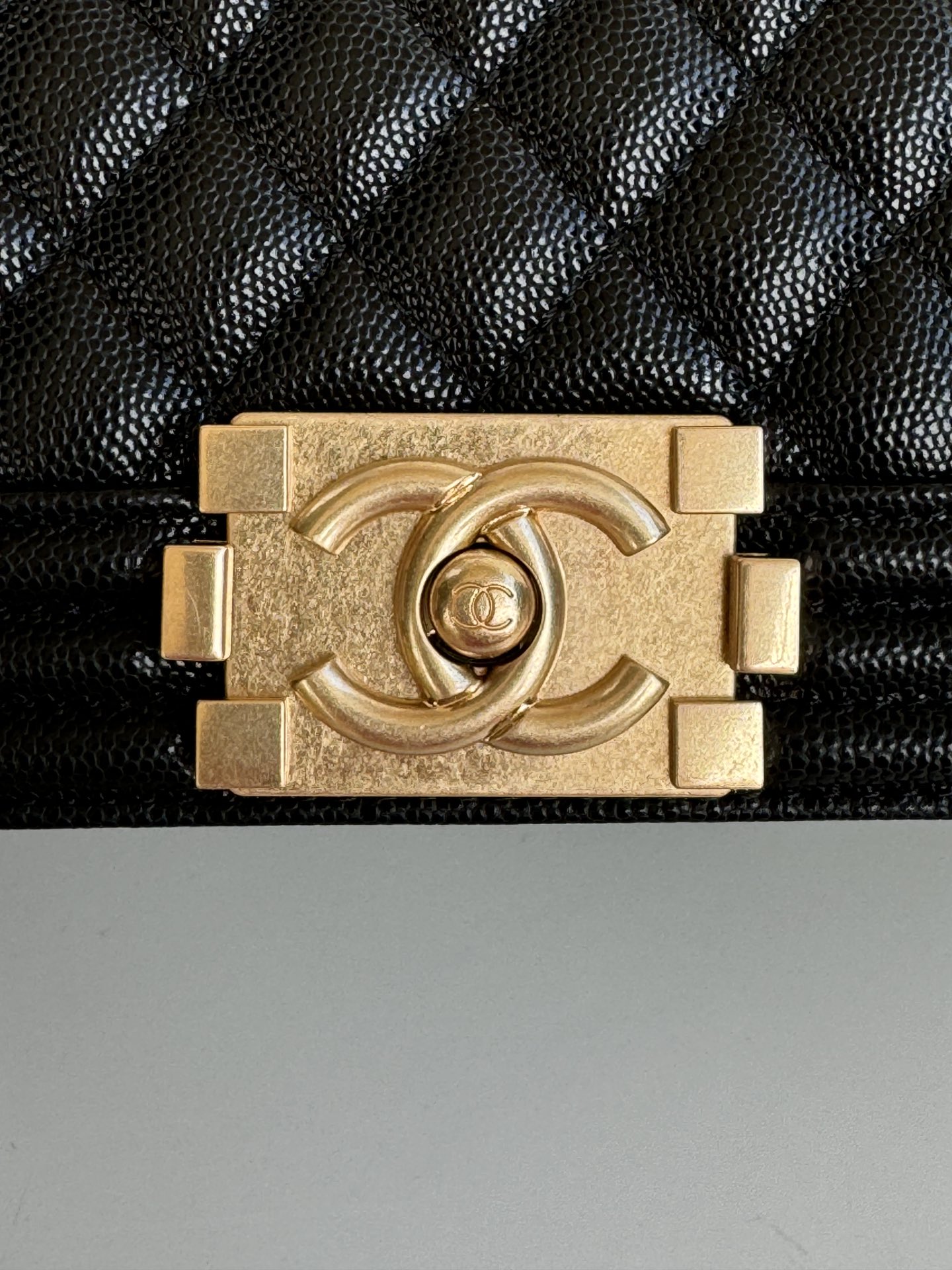 [TOP] CHANEL Le Boy Bag 25cm - Black&GHW/2 Types
