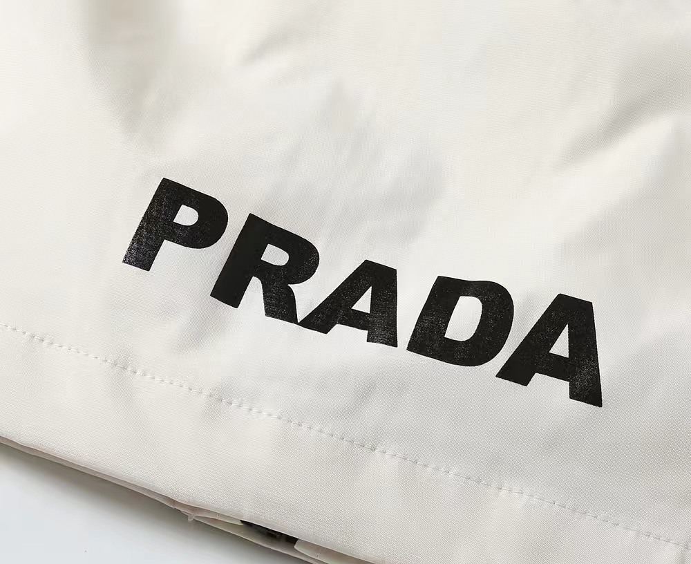 [TOP] PRADA Men's Jacket - White