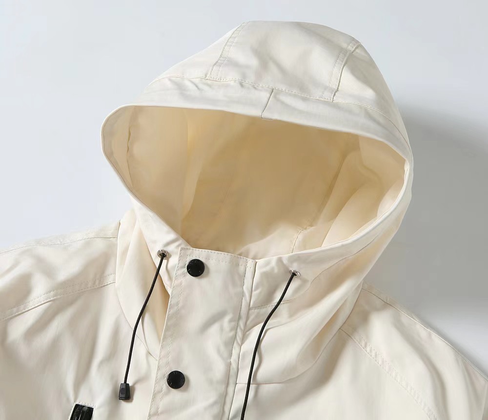 [TOP] PRADA Men's Jacket - White