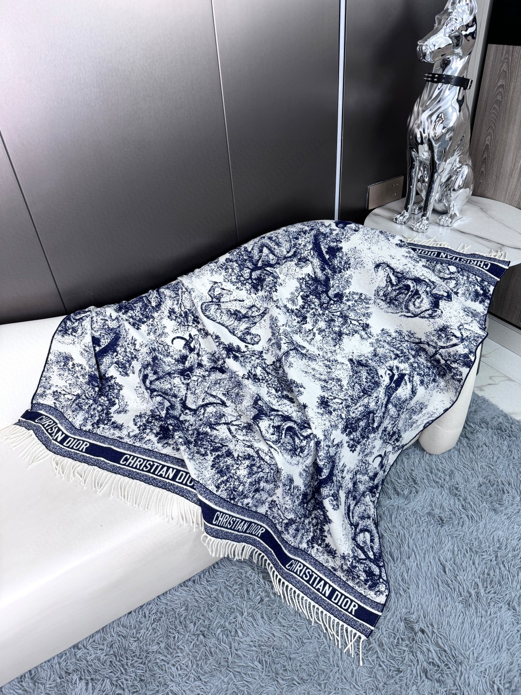 [TOP] Christian Dior Cashmere Scarf 140x140cm - Navy Blue/White