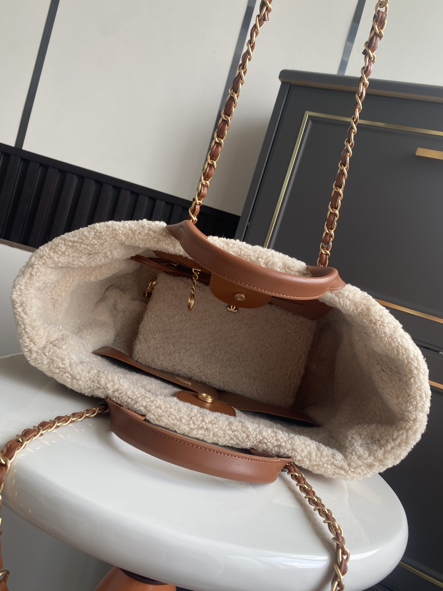 [TOP] CHANEL Beach Bag 33cm -  Brown