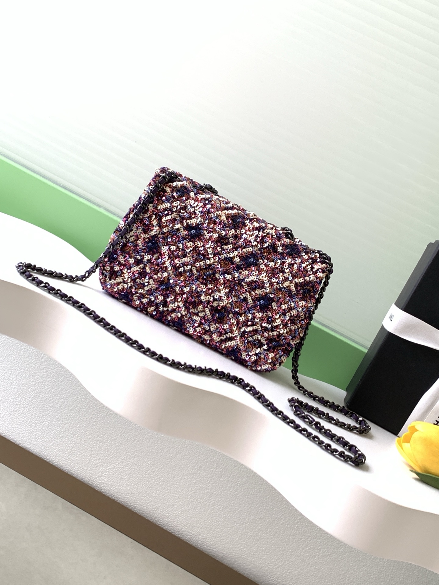 [TOP] CHANEL Classic Flap Bag CF Sequins 21*14*8cm - Purple