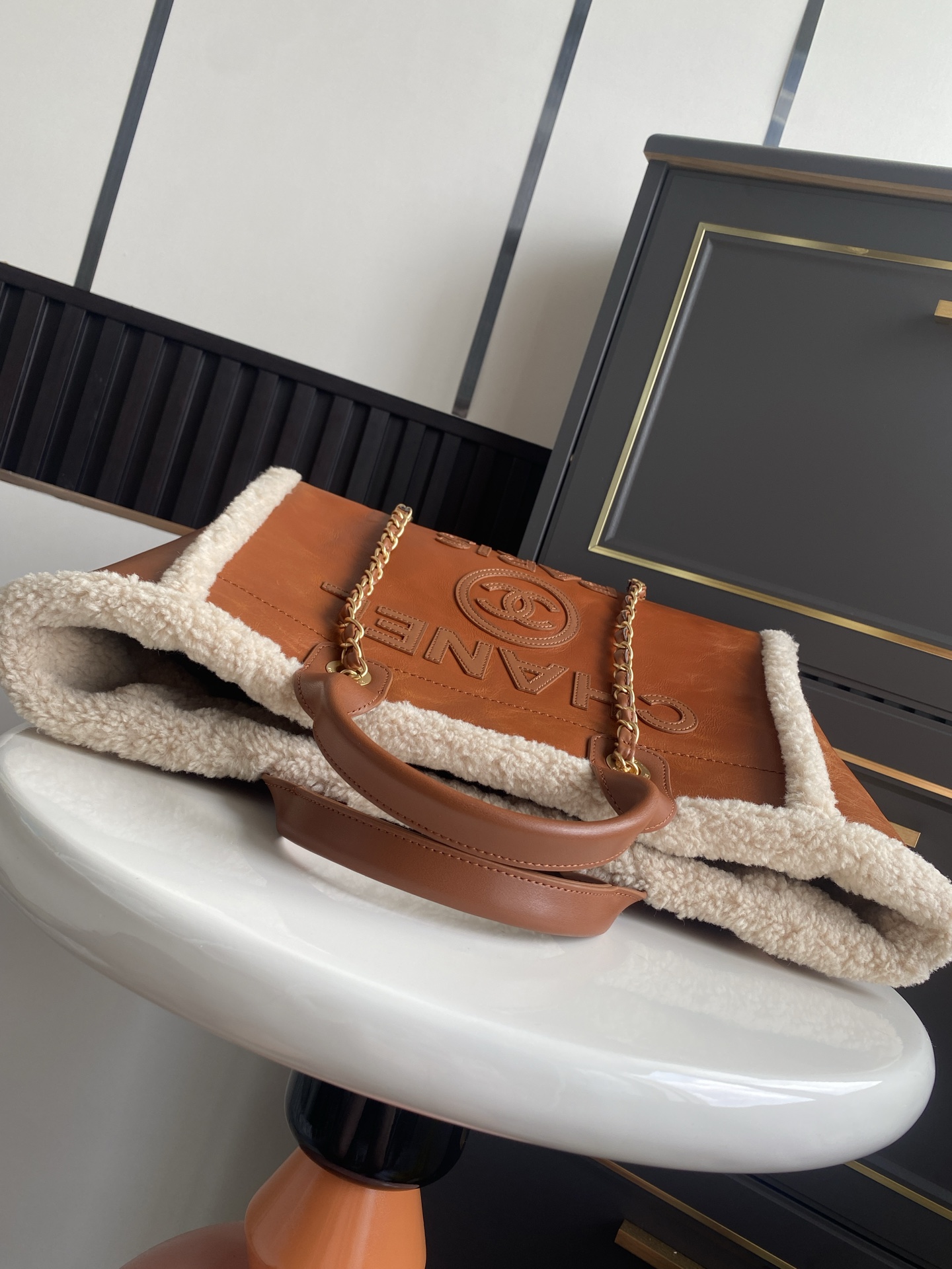 [TOP] CHANEL Beach Bag 33cm -  Brown