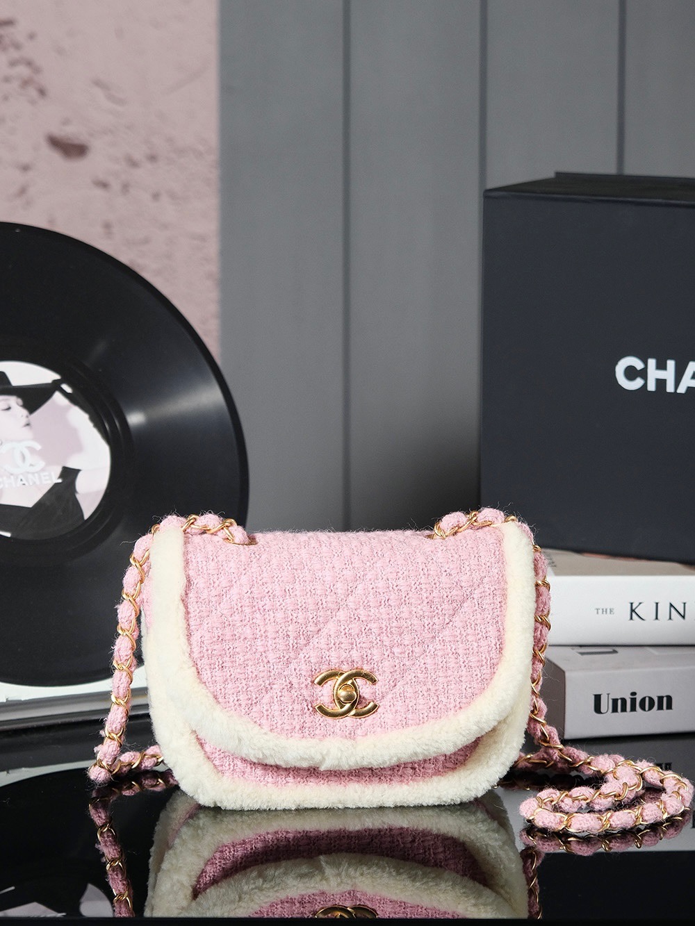 [TOP] CHANEL Ski Bag 𝟐𝟎*𝟏𝟕*𝟏𝟎𝐜𝐦 - 2 Colors