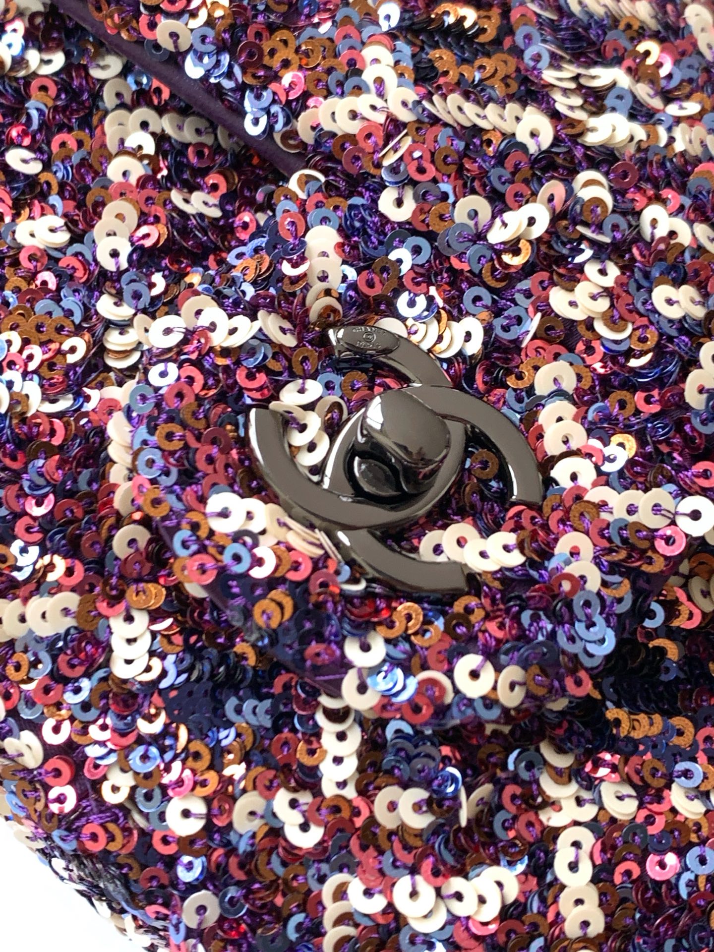 [TOP] CHANEL Classic Flap Bag CF Sequins 21*14*8cm - Purple