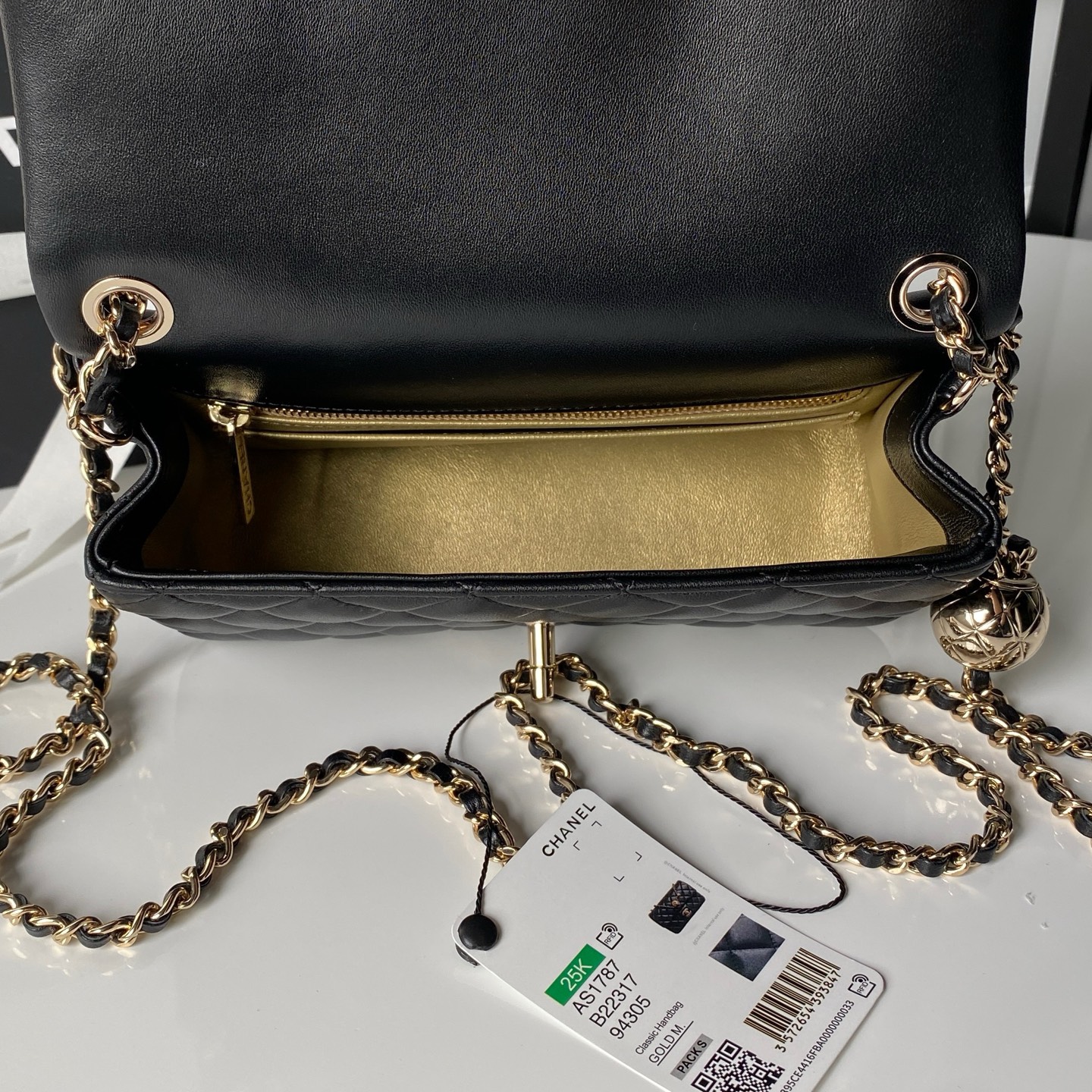 [TOP] CHANEL CF Flap Bag With Golden Ball 20cm -  Black