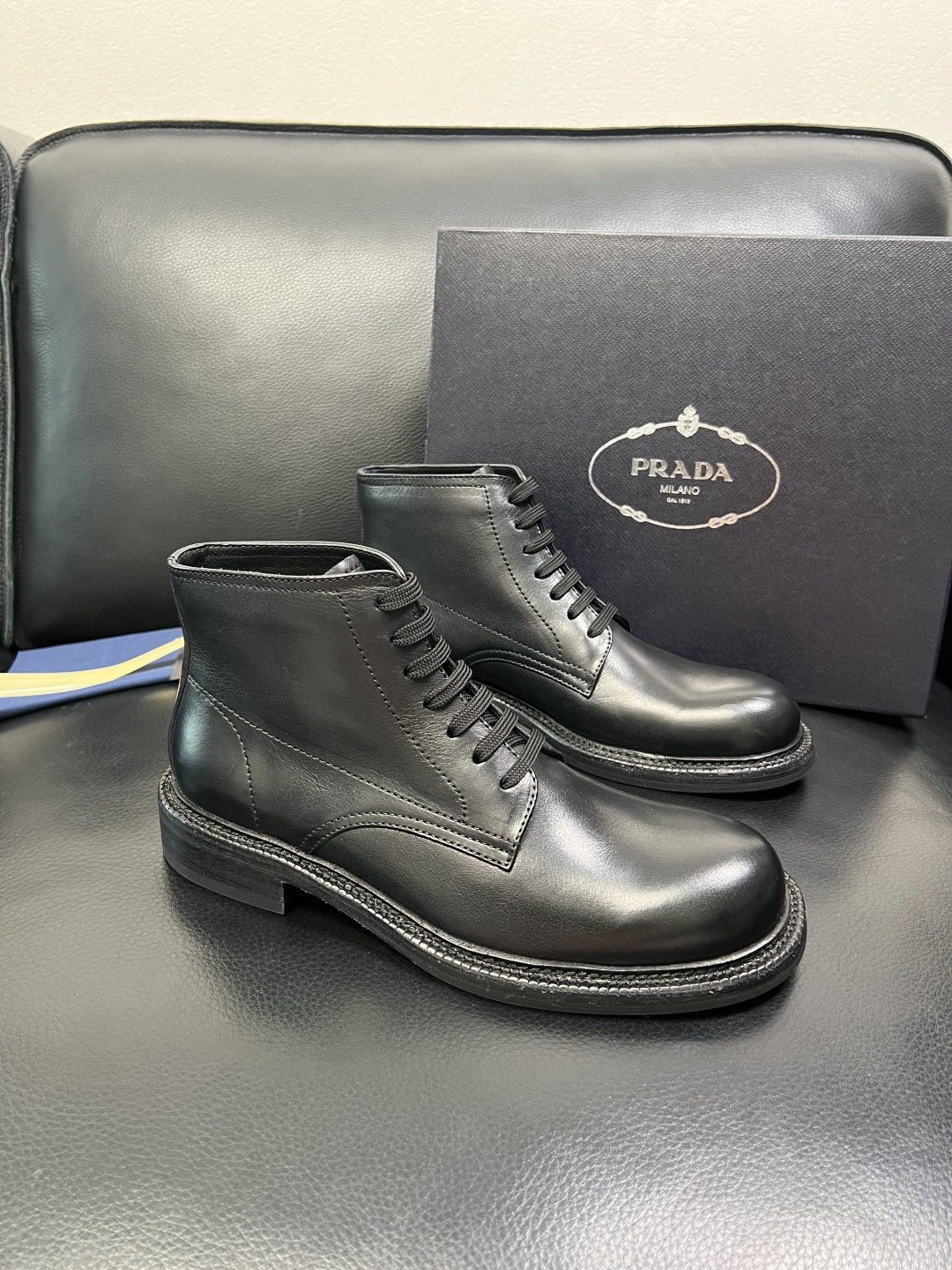 [TOP] PRADA Men's Calfskin Boots - 2 Colors