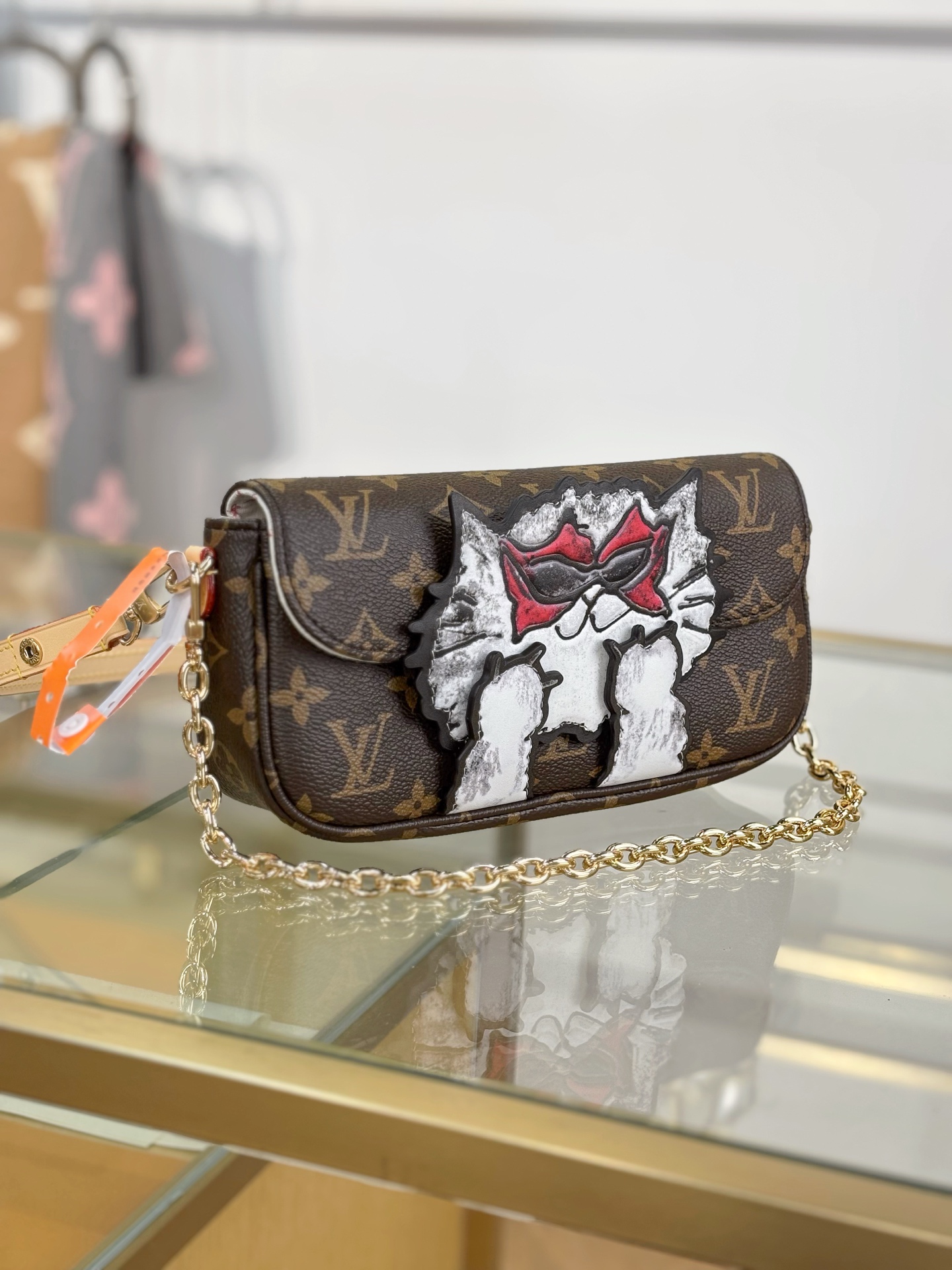 [TOP] Louis Vuitton LV & Grace Monogram Wallet On Chain Bag 23.5 x 12 x 4.3cm - Brown