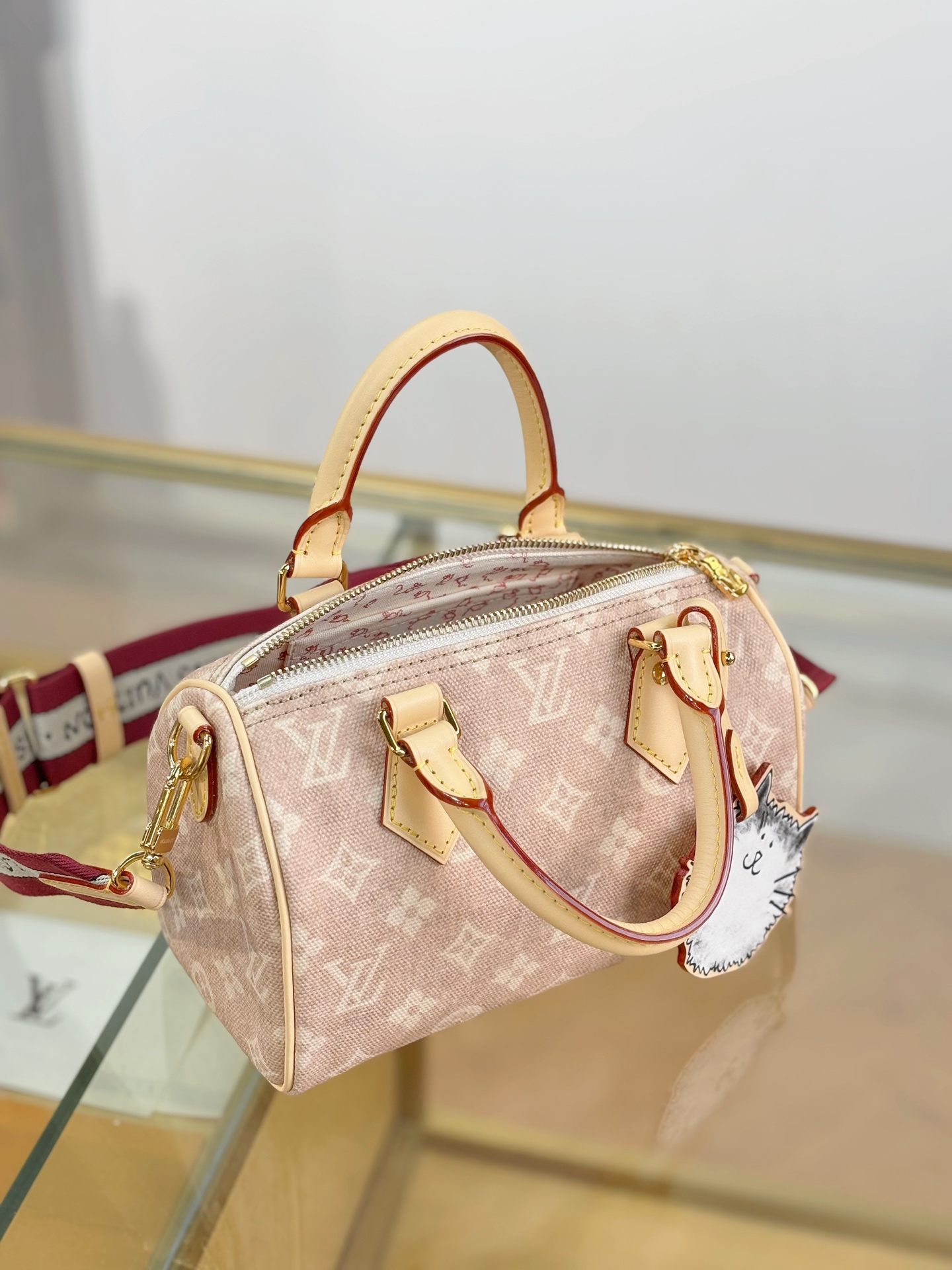 [TOP] Louis Vuitton LV Speedy Bandoulière 20 Monogram Bag 20.5 x 13.5 x 12 cm - Apricot