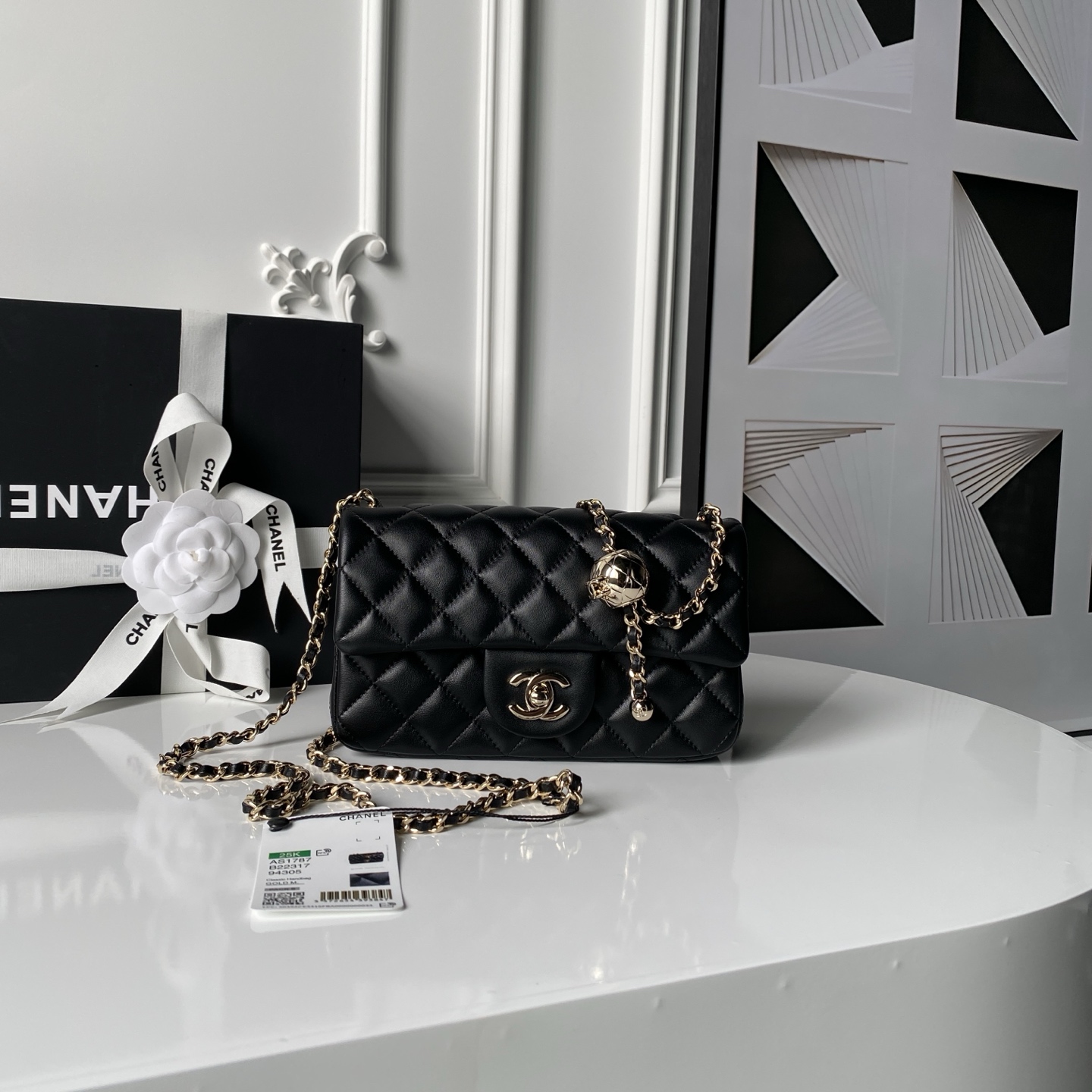 [TOP] CHANEL CF Flap Bag With Golden Ball 20cm -  Black