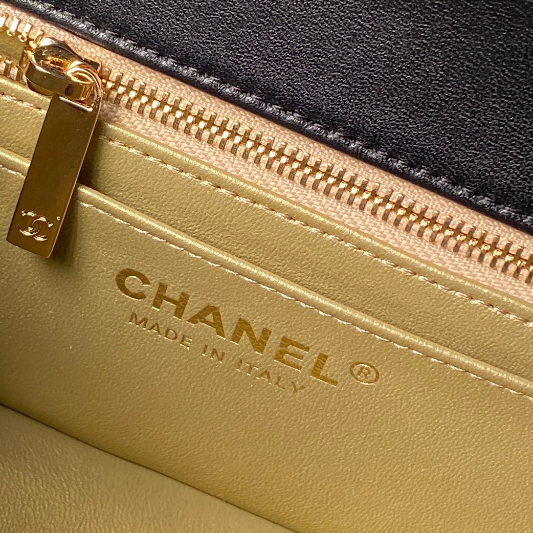 [TOP] CHANEL CF Flap Bag With Golden Ball 20cm -  Black