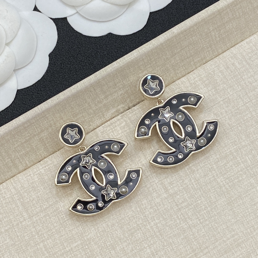 [TOP] CHANEL CC Earrings - Gold