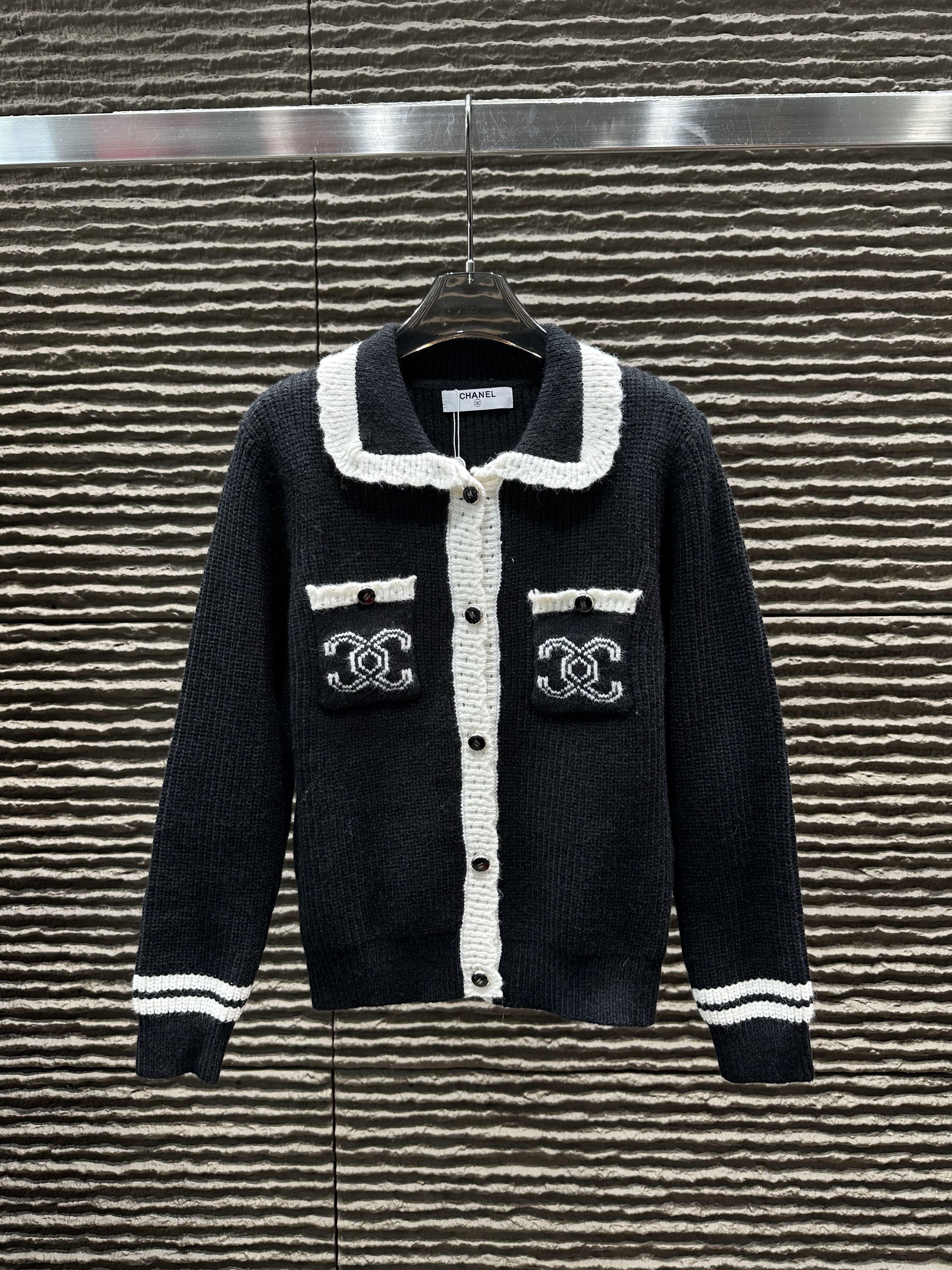 [TOP] CHANEL Cardigan -  2 Colors