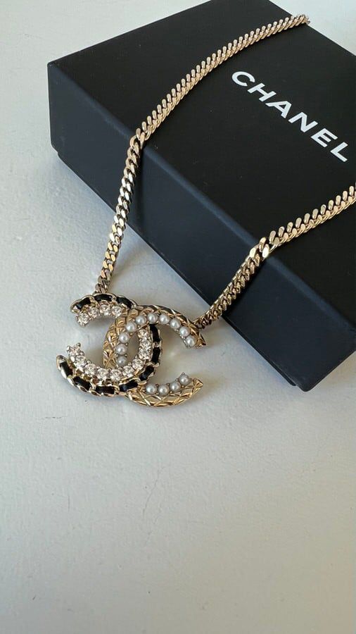 [TOP] CHANEL CC Necklace - Gold