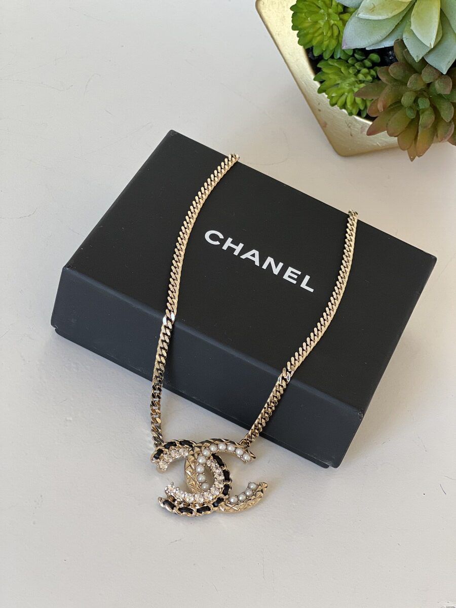 [TOP] CHANEL CC Necklace - Gold