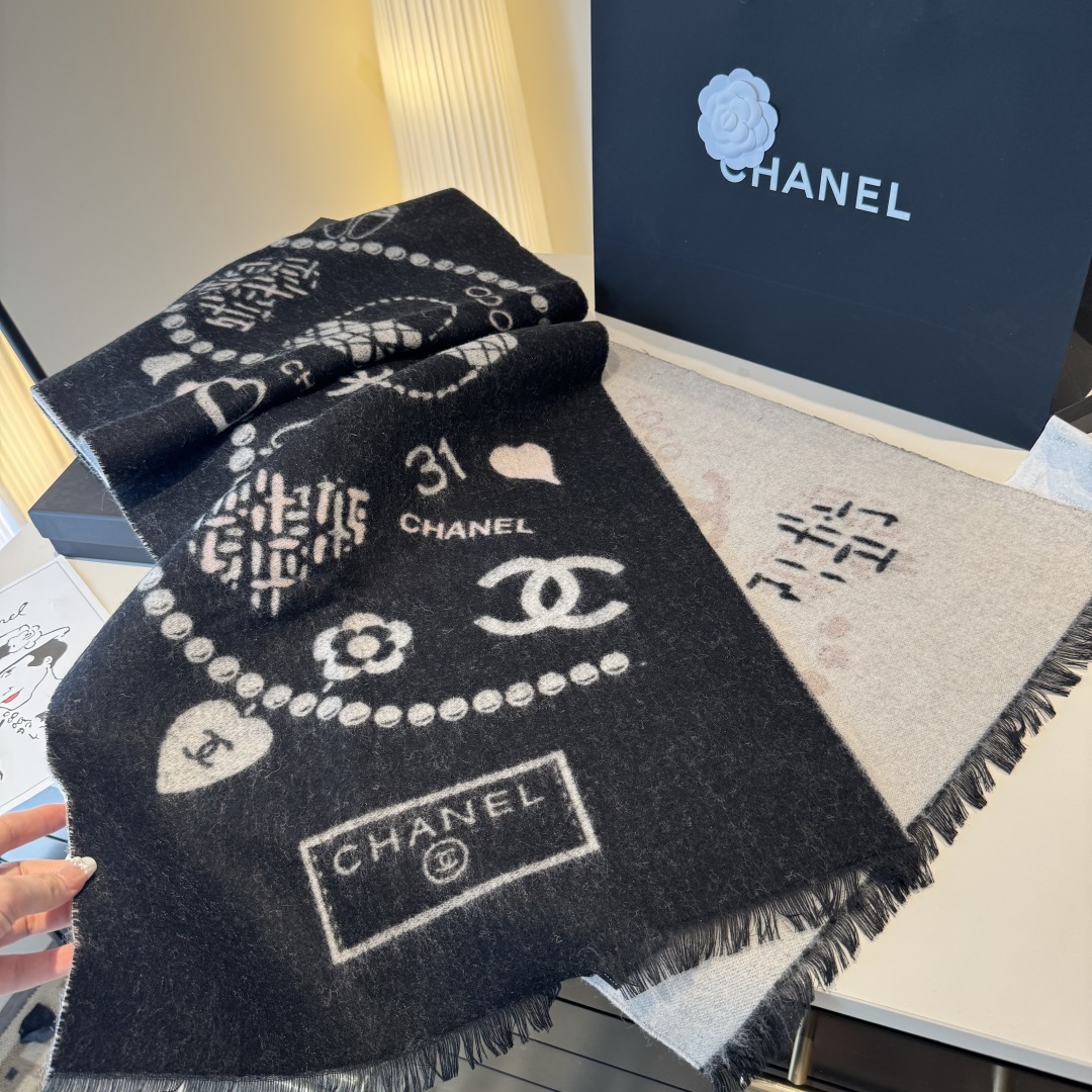 [TOP] CHANEL 100% Cashmere Scarf 50x200cm - Black and White
