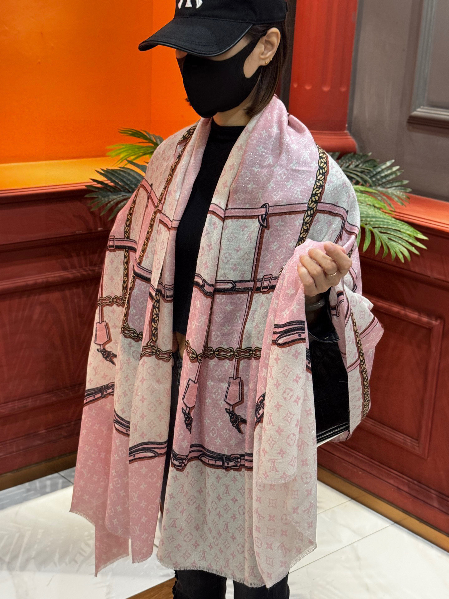 [TOP] Louis Vuitton LV Monogram Cashmere Scarf 110 x 200cm - 3 Color