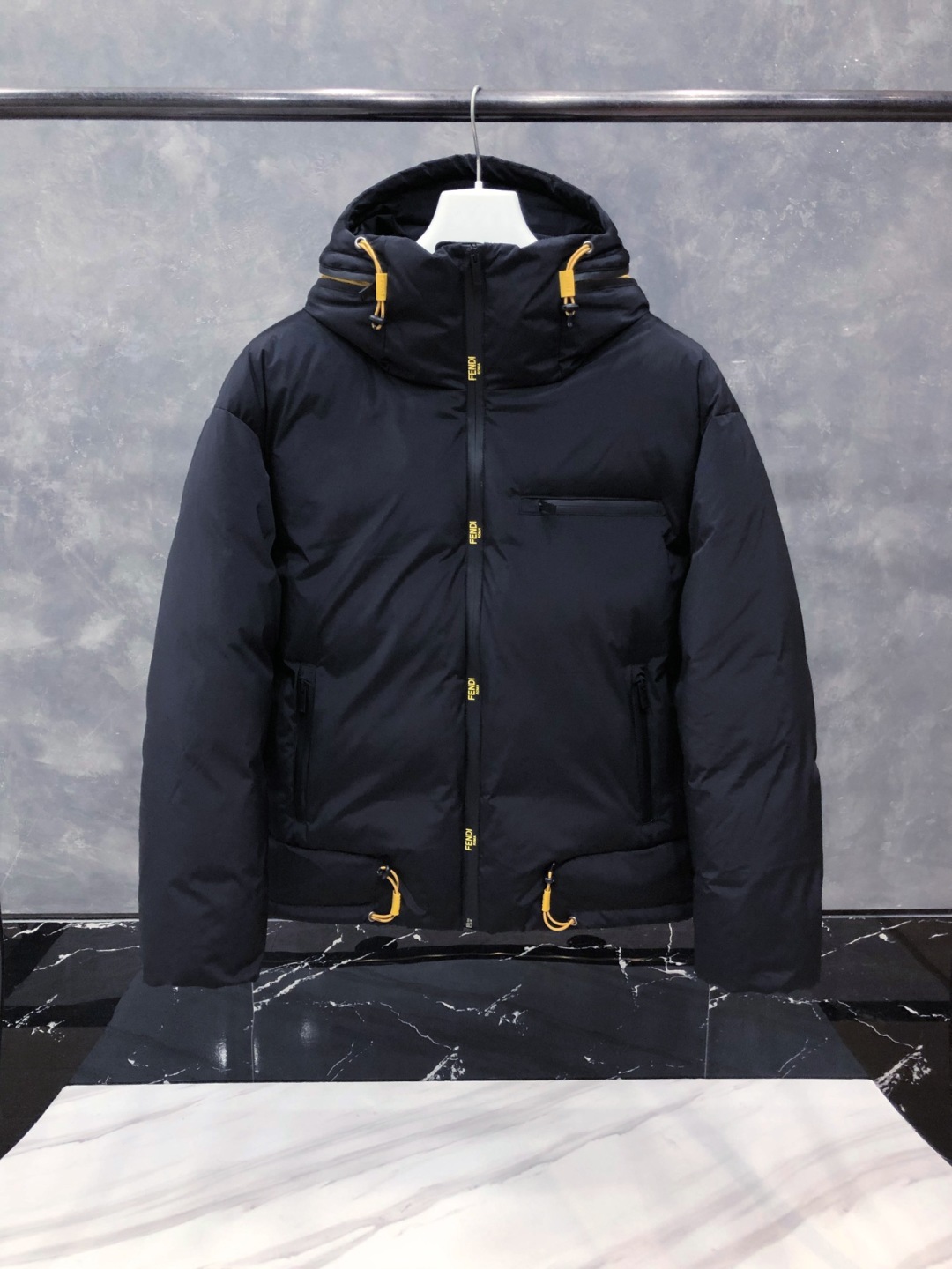 [TOP] FENDI Men's Down Jacket - Black