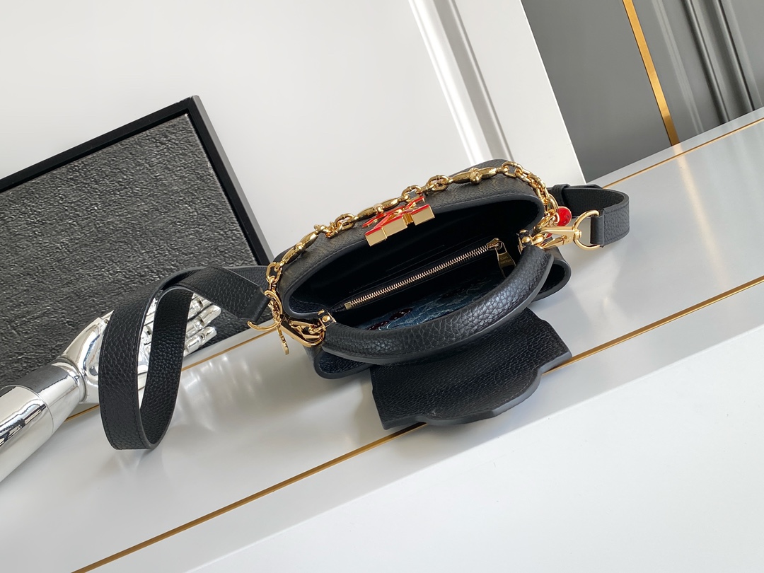 [TOP] Louis Vuitton LV Capucines Bag 21cm/27cm - Black