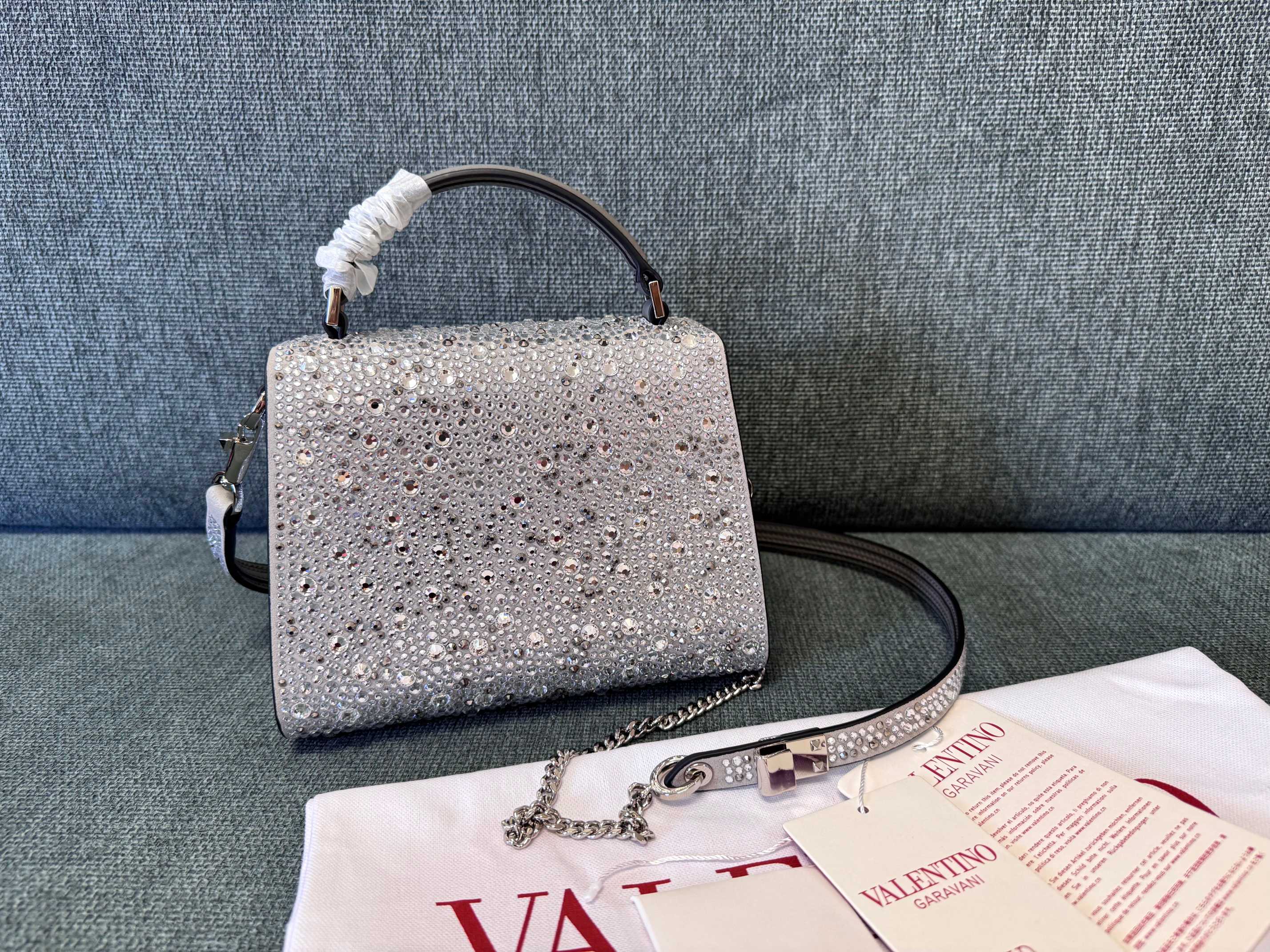 [TOP] VALENTINO VLogo Vsling Bags 19x13x9 cm - Silver