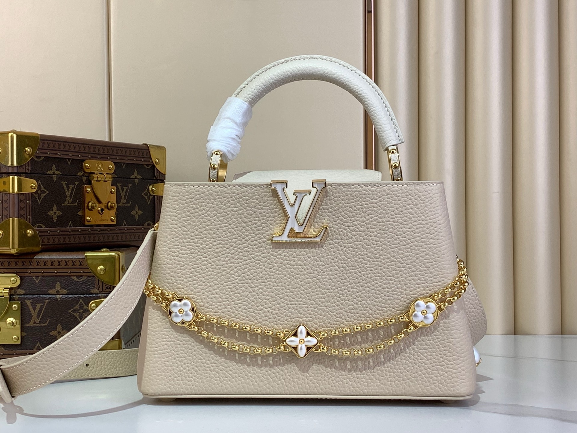 [TOP] Louis Vuitton LV Capucines Bag 21cm/27cm - Apricot