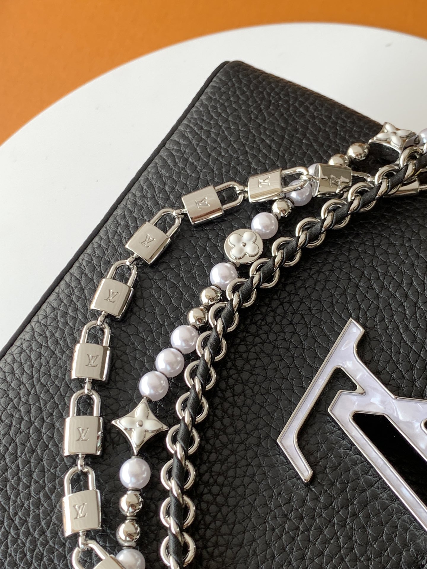 [TOP] Louis Vuitton LV Capucines Bag 21cm/27cm - Black