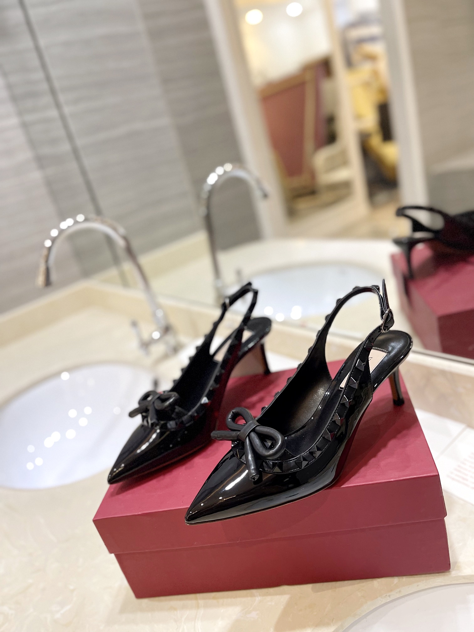 Only One [TOP] VALENTINO Lacquer Leather High Heels - Black - No refund or exchange