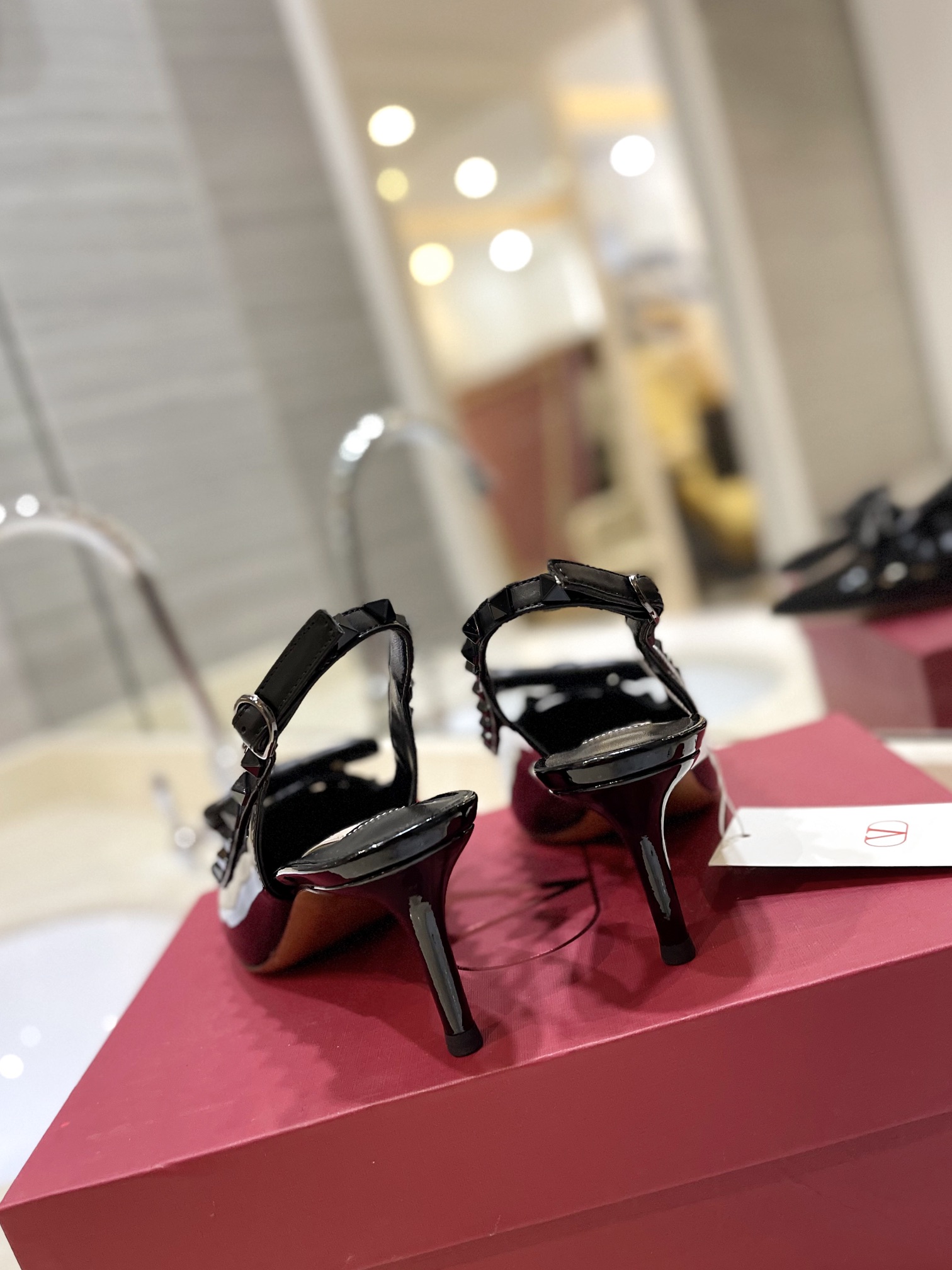 Only One [TOP] VALENTINO Lacquer Leather High Heels - Black - No refund or exchange