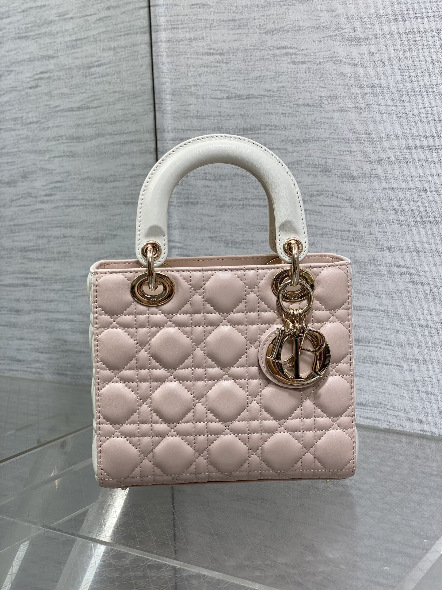 [TOP] Christian Dior Lady Dior  Bag 20×16.5×8cm - Pink and White