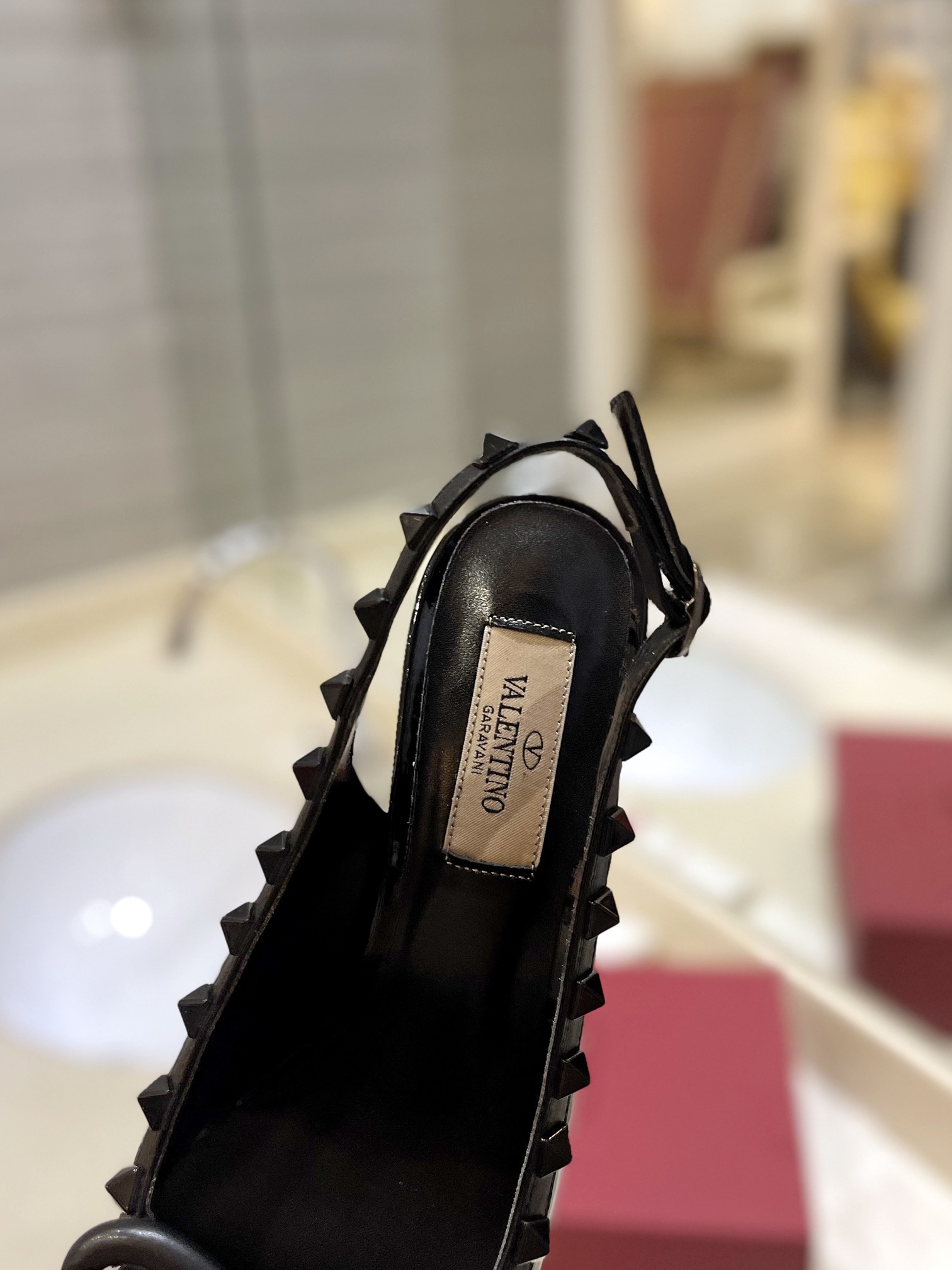 Only One [TOP] VALENTINO Lacquer Leather High Heels - Black - No refund or exchange