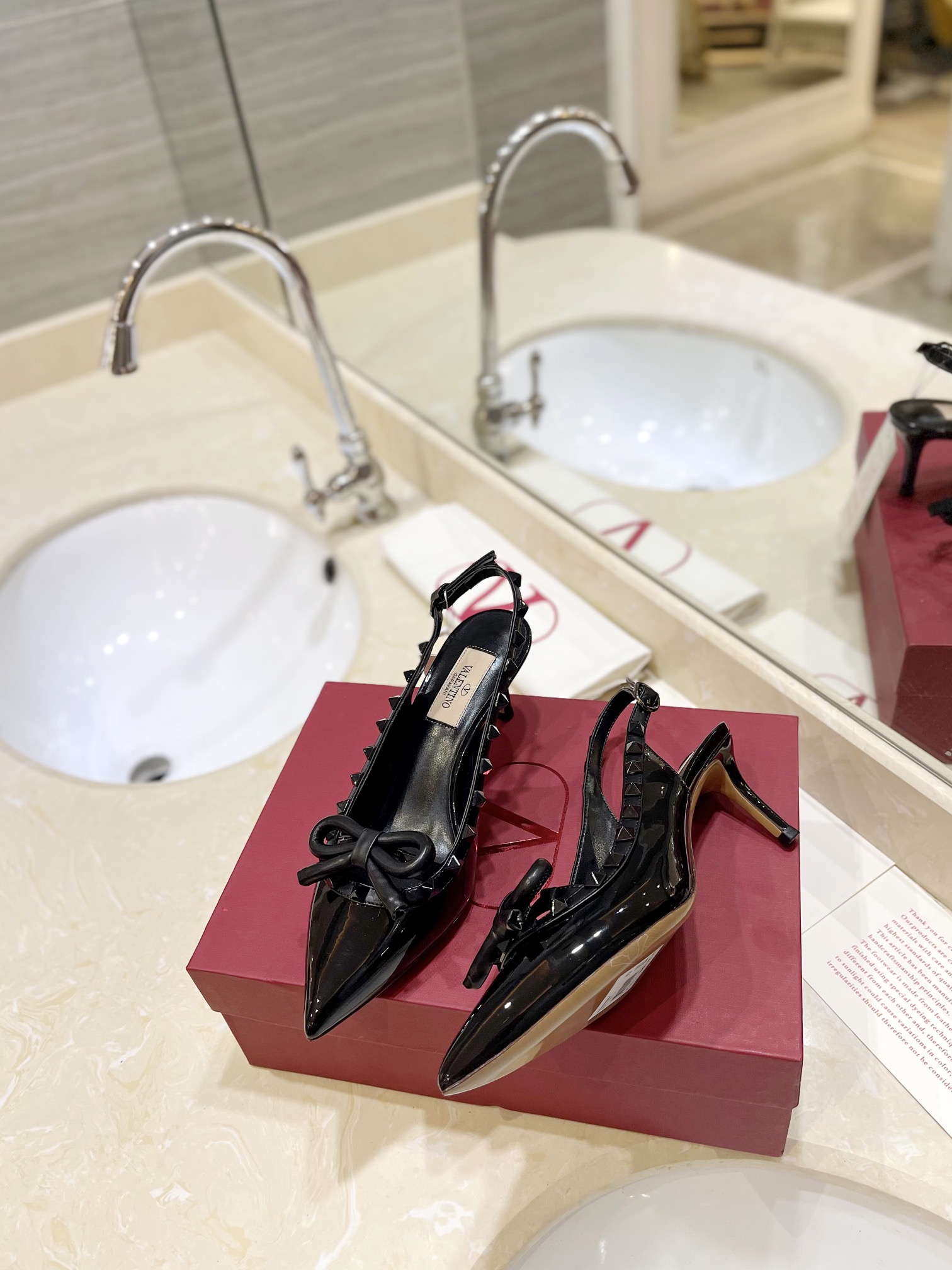 Only One [TOP] VALENTINO Lacquer Leather High Heels - Black - No refund or exchange