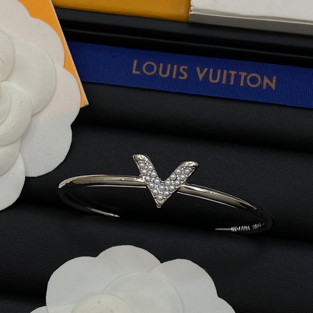 [TOP] Louis Vuitton LV Bracelet - 2 Colour